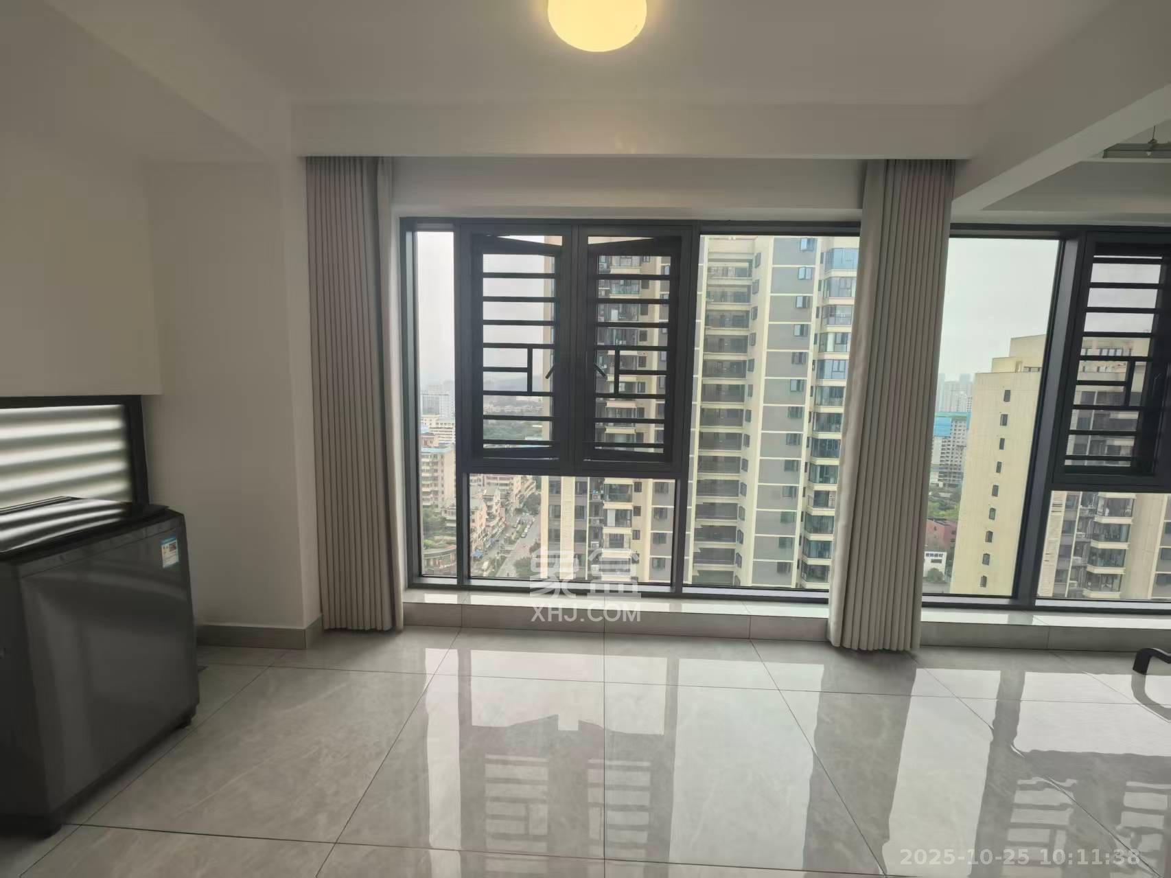 长房悦香山  3室2厅2卫    3200.0元/月室内图