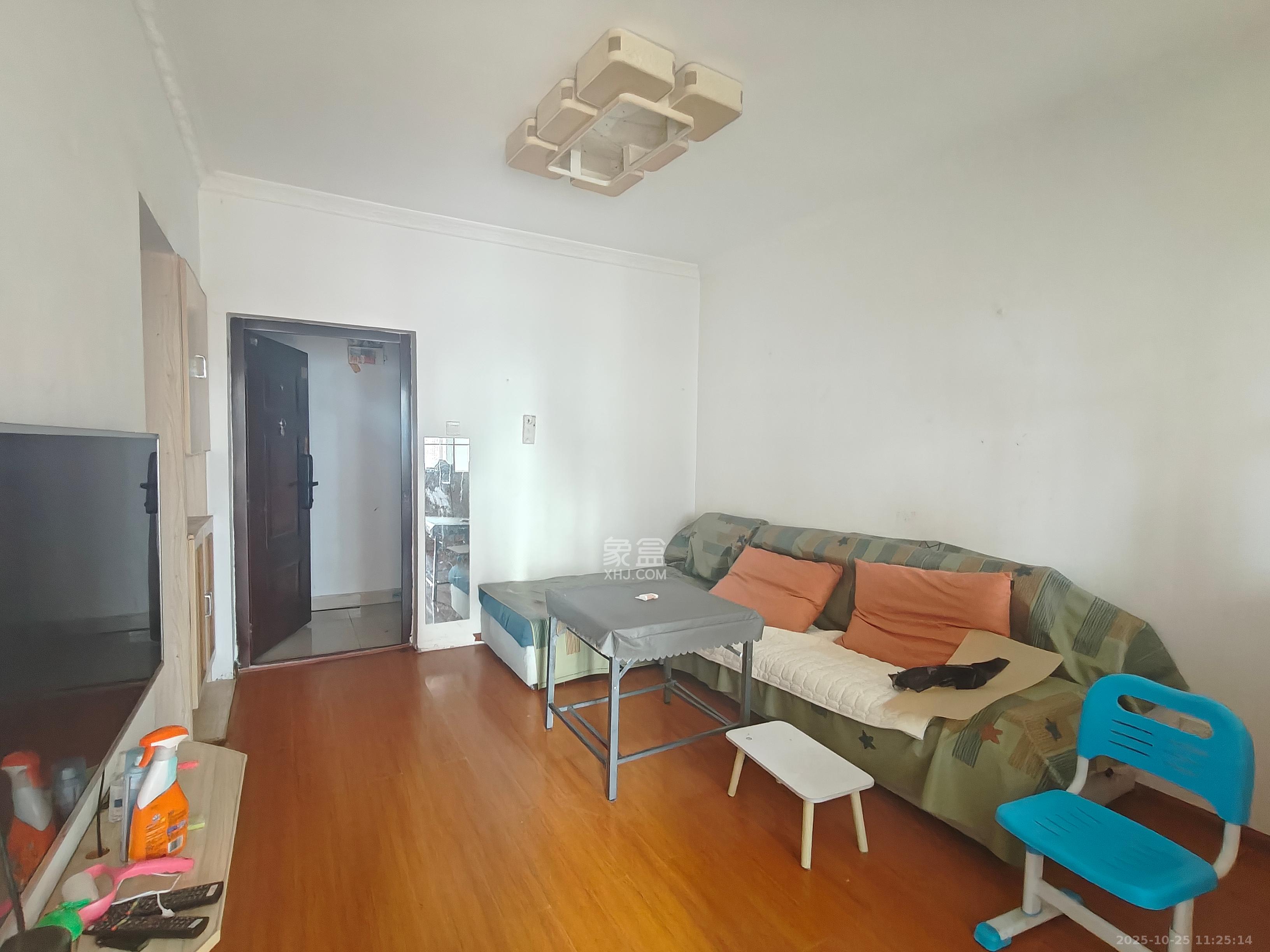 惠民景园(惠民锦园)  2室1厅1卫    1800.0元/月 惠民景园(惠民锦园)  2室1厅1卫    1800.0元/月室内图