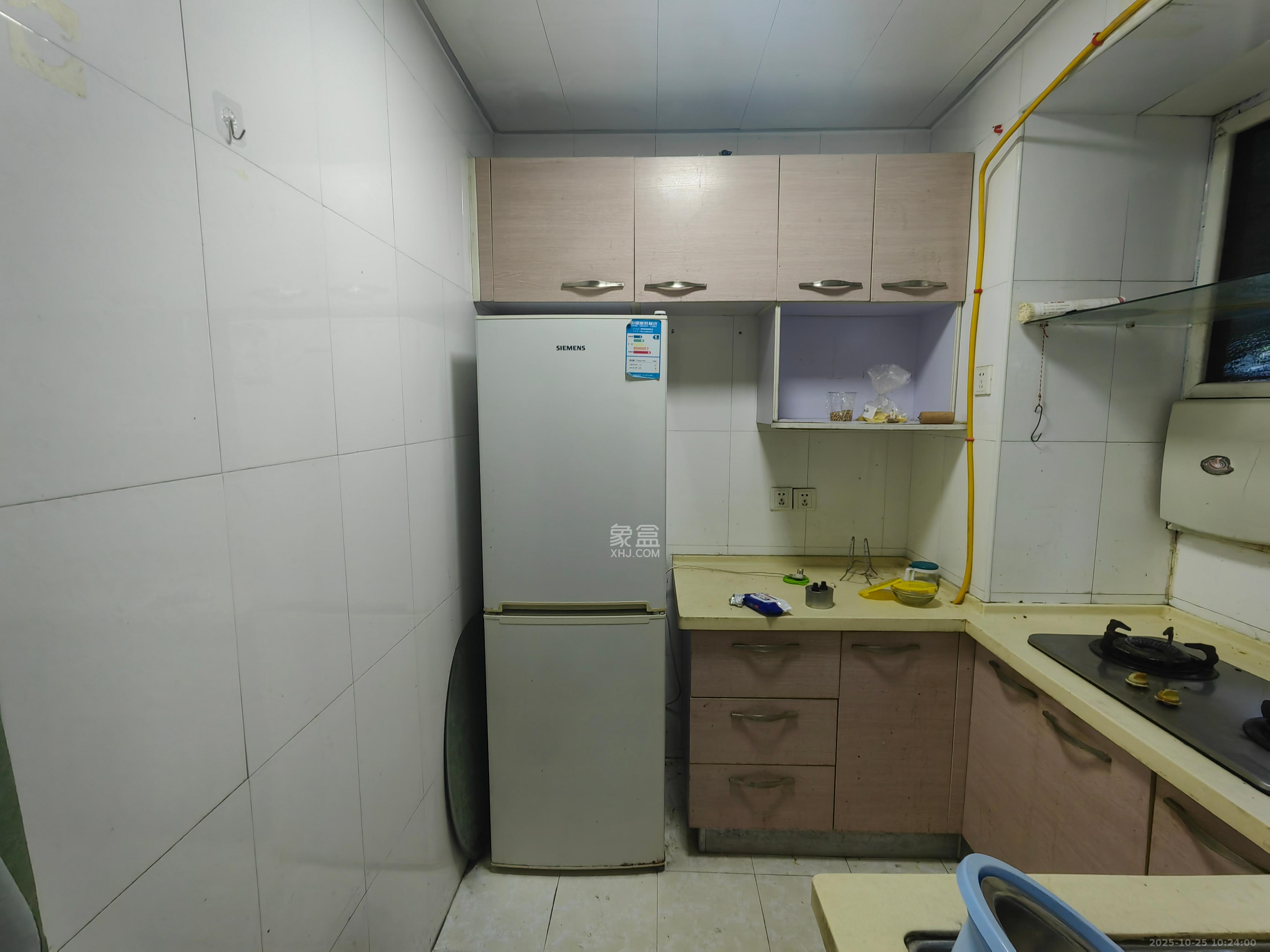 长重机械厂宿舍  2室1厅1卫    1300.0元/月室内图