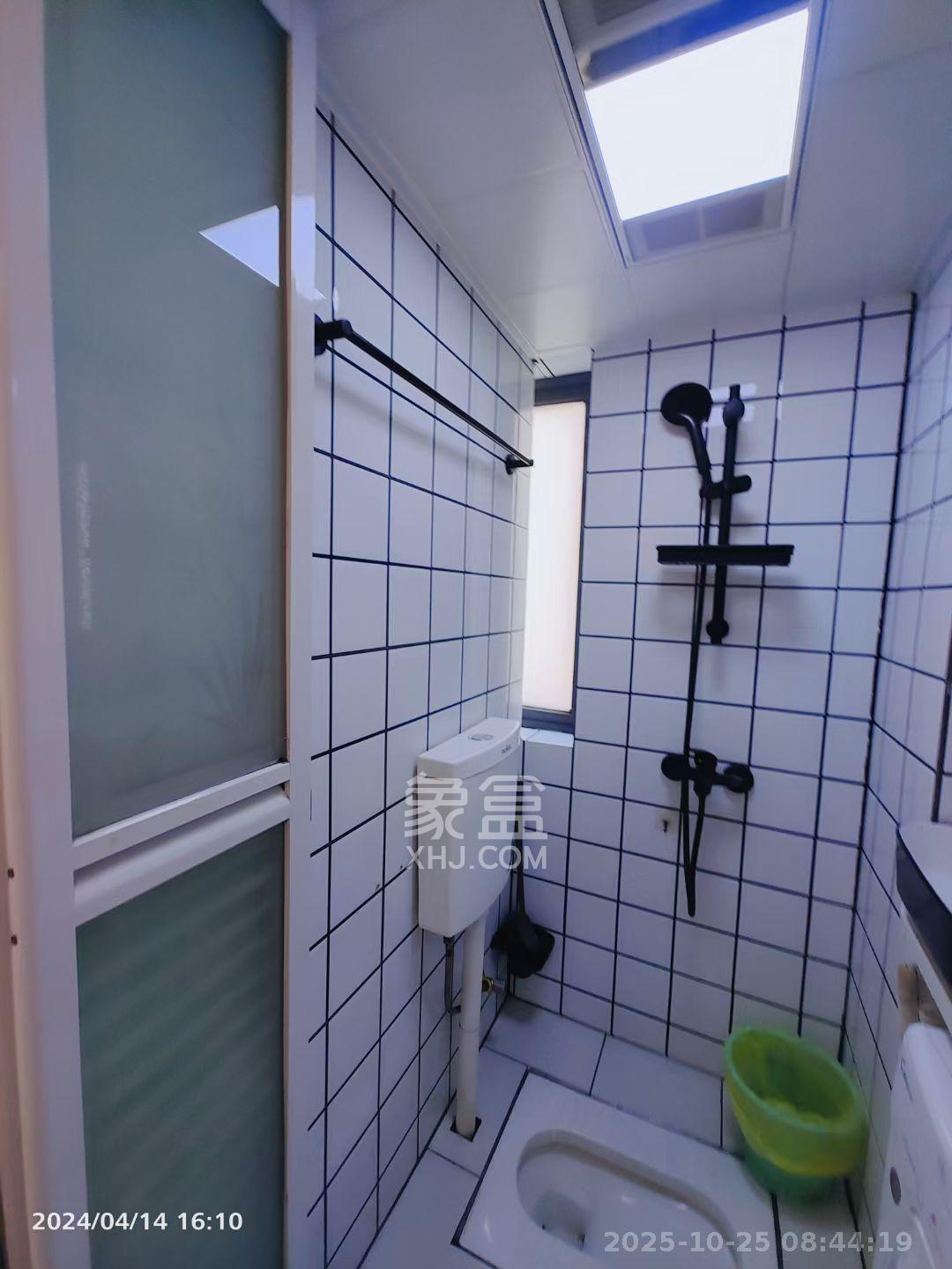 叠彩兰亭  1室1厅1卫    1400.0元/月室内图