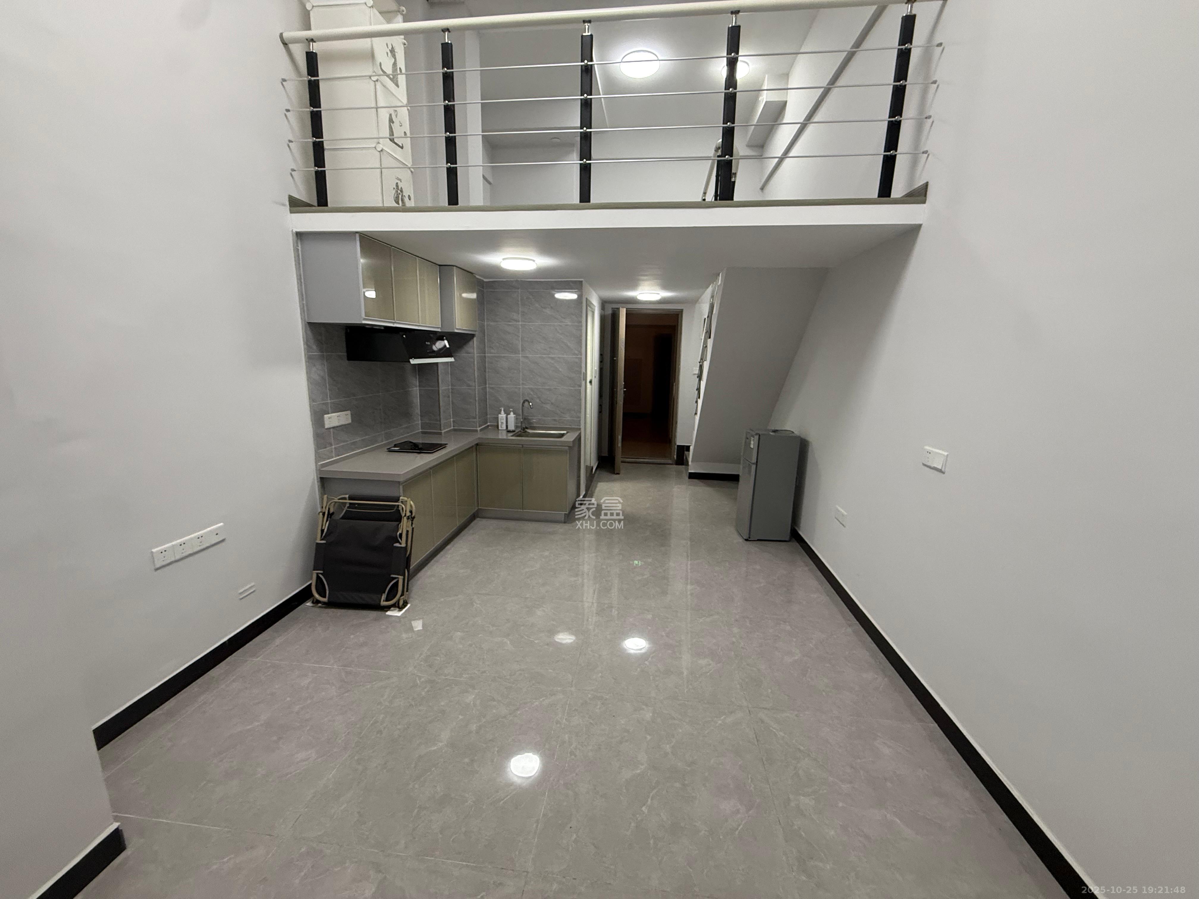 金地铂悦 1室0厅0卫 1300.0元/月 金地铂悦 1室0厅0卫 1300.0元/月室内图