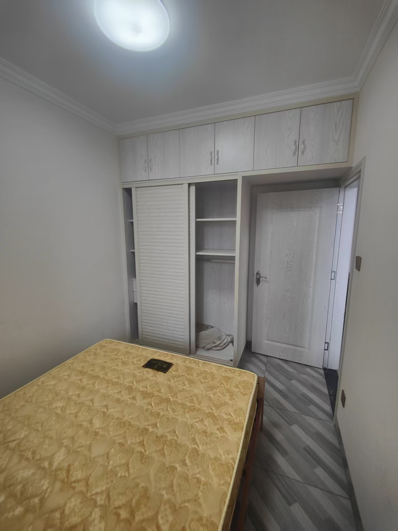 汇宇金城  2室2厅1卫    2100.0元/月室内图