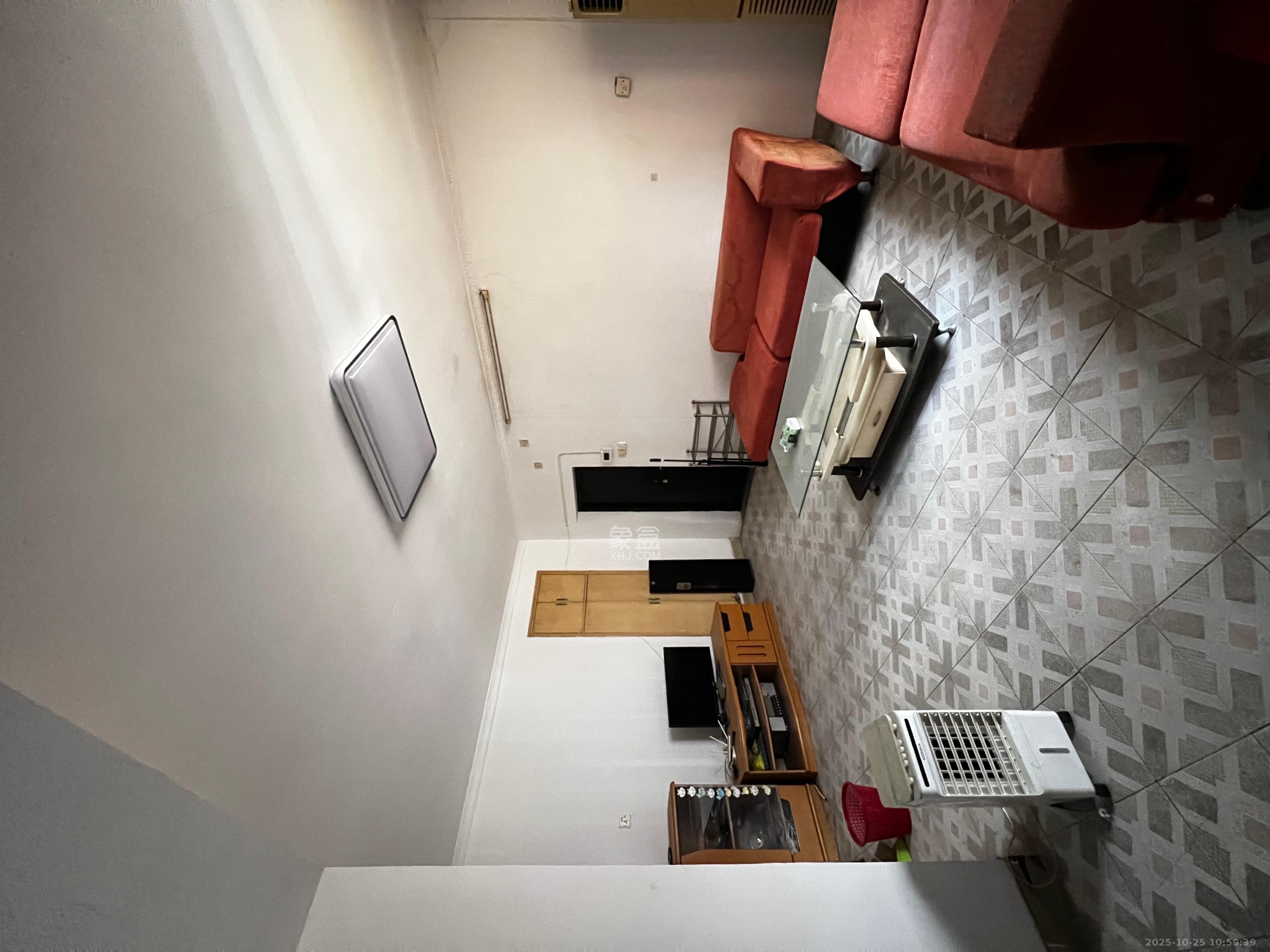 群芳园  3室2厅1卫    1500.0元/月室内图