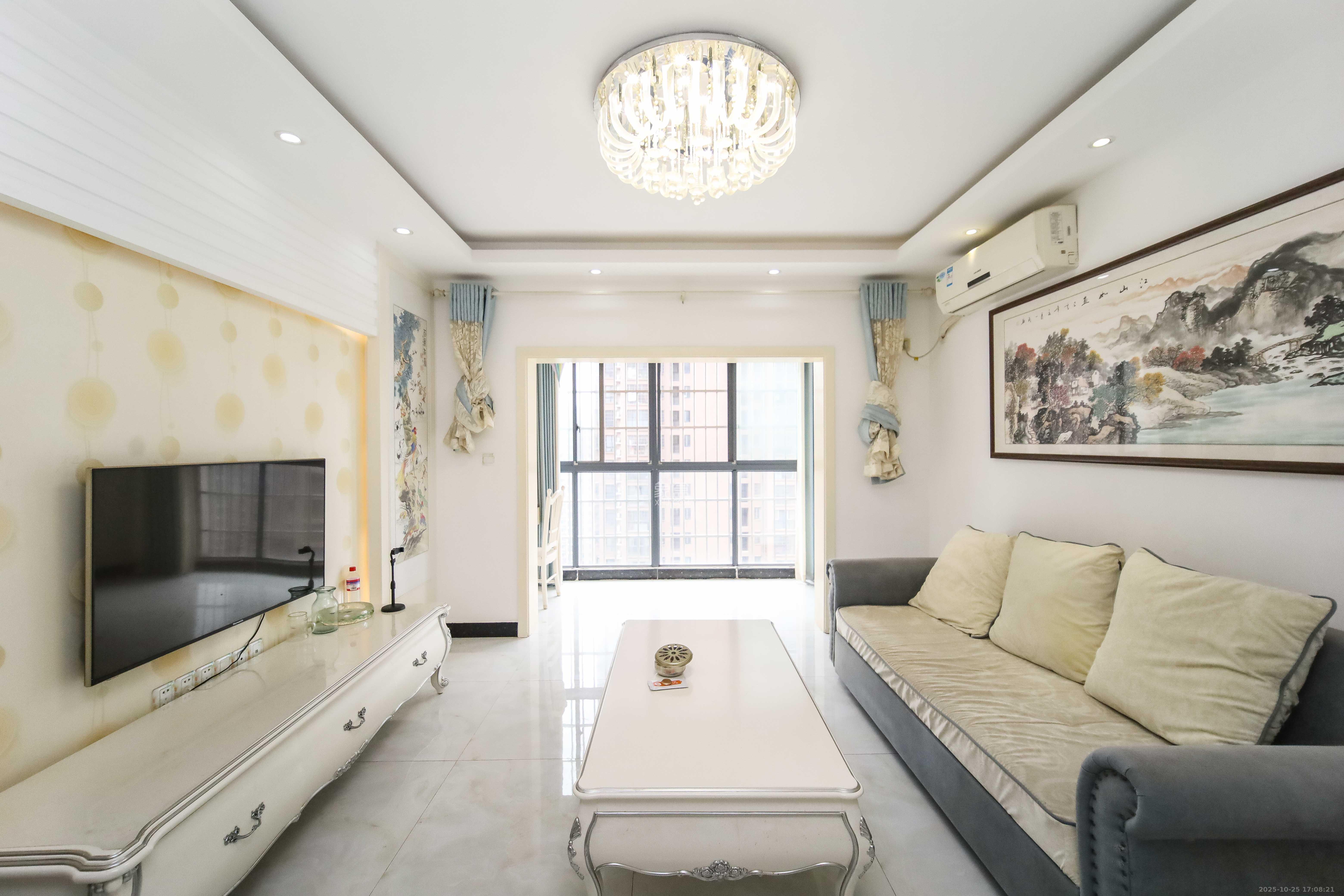 鑫科明珠  2室1厅1卫    87.8万 鑫科明珠  2室1厅1卫    87.8万客厅