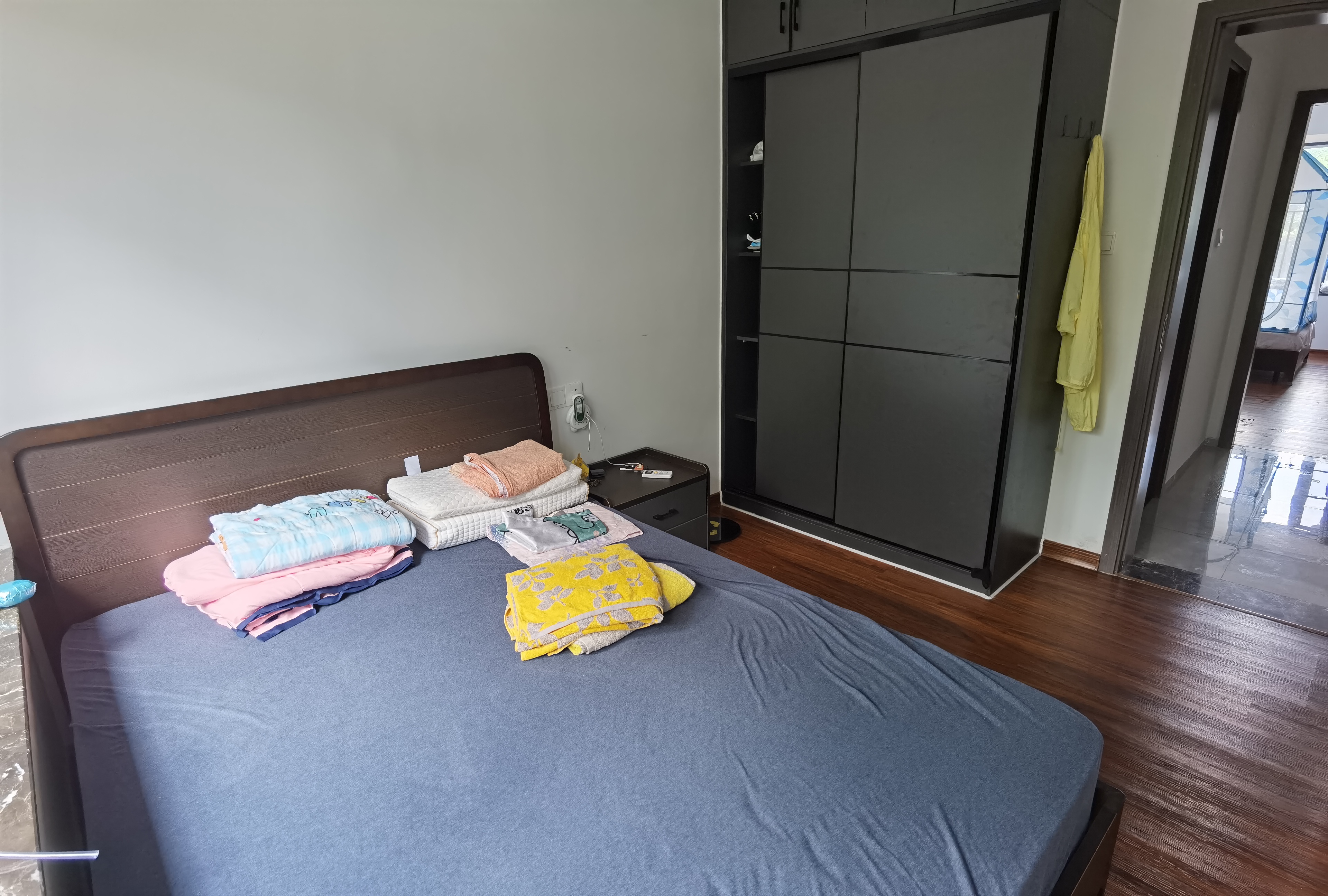 观澜湖-君悦公馆  2室1厅1卫    128.0万客厅