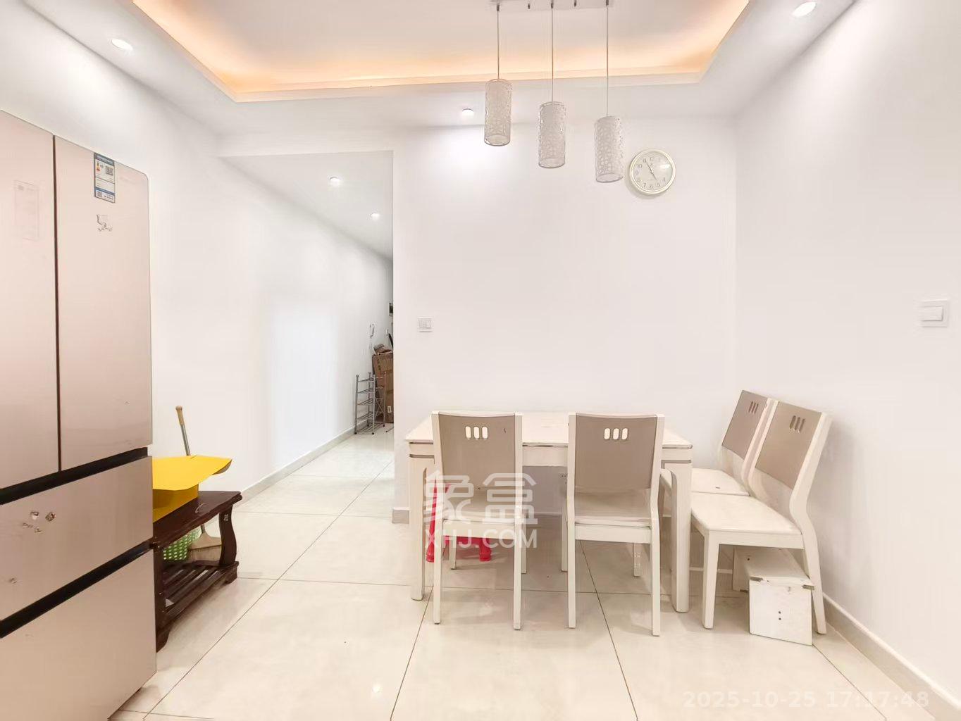 福泽园 2室2厅1卫 2300.0元/月 福泽园 2室2厅1卫 2300.0元/月室内图