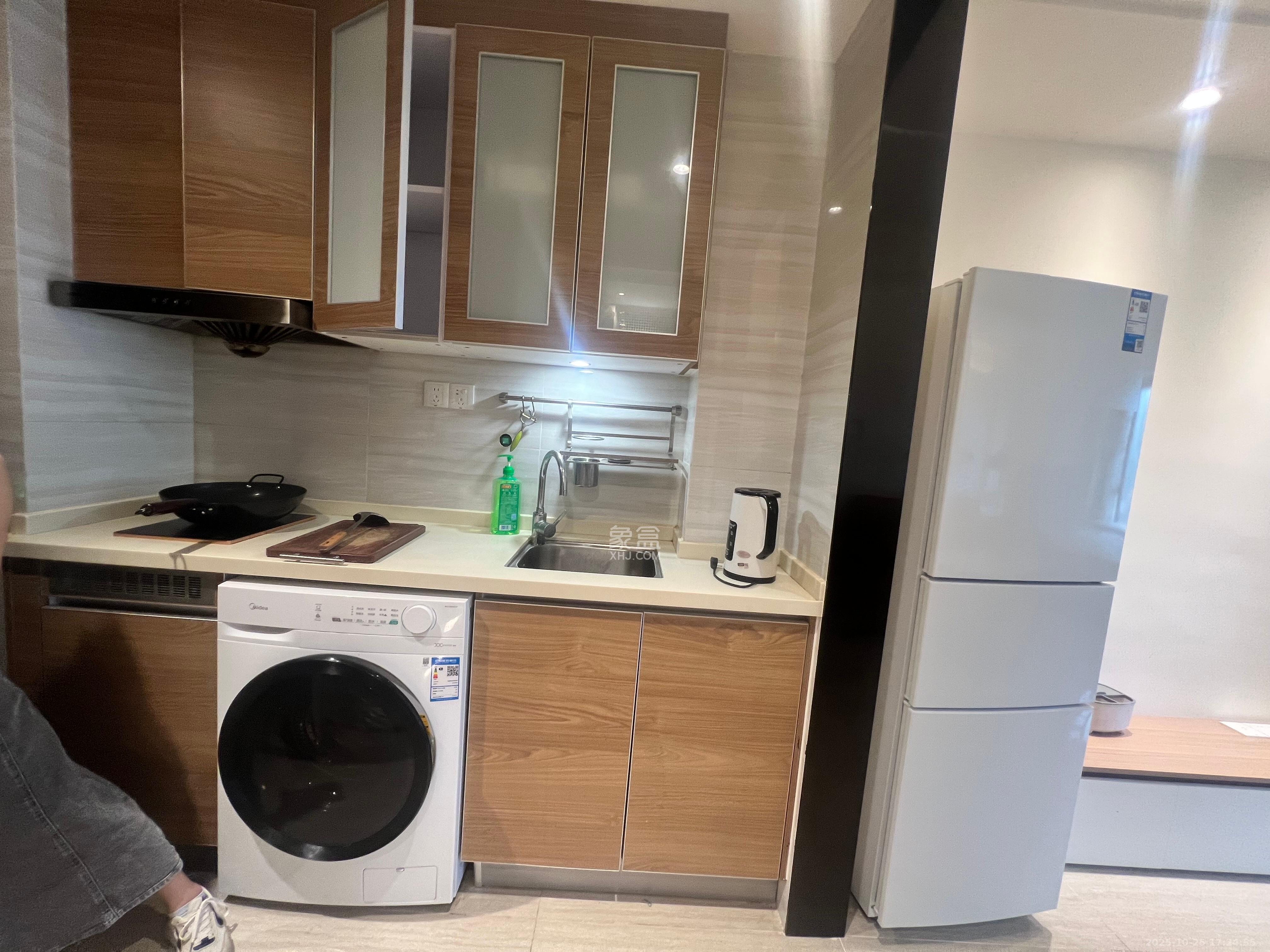 恒大国际广场  1室1厅1卫    1800.0元/月室内图