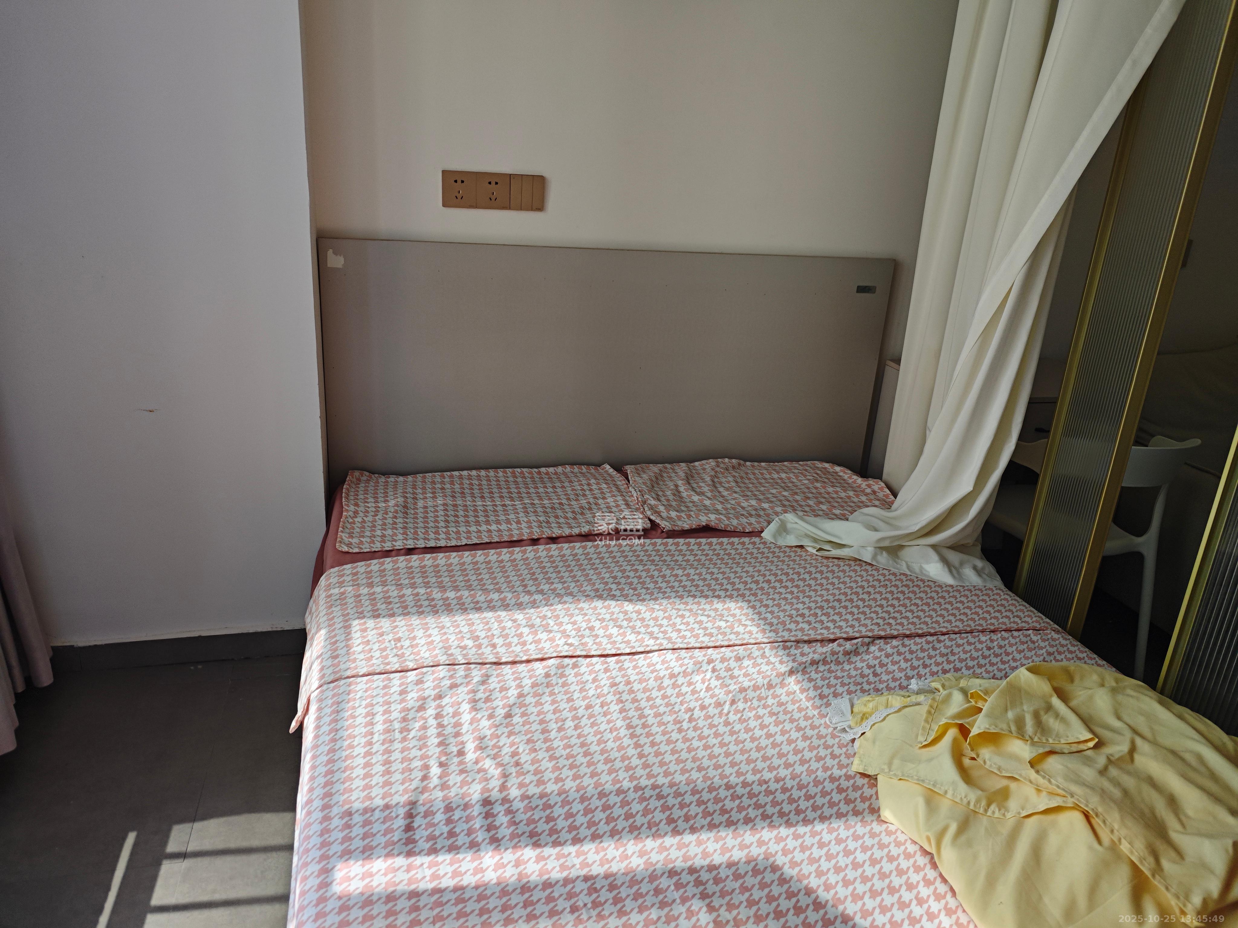 阳光城檀悦  1室1厅1卫    2000.0元/月室内图1