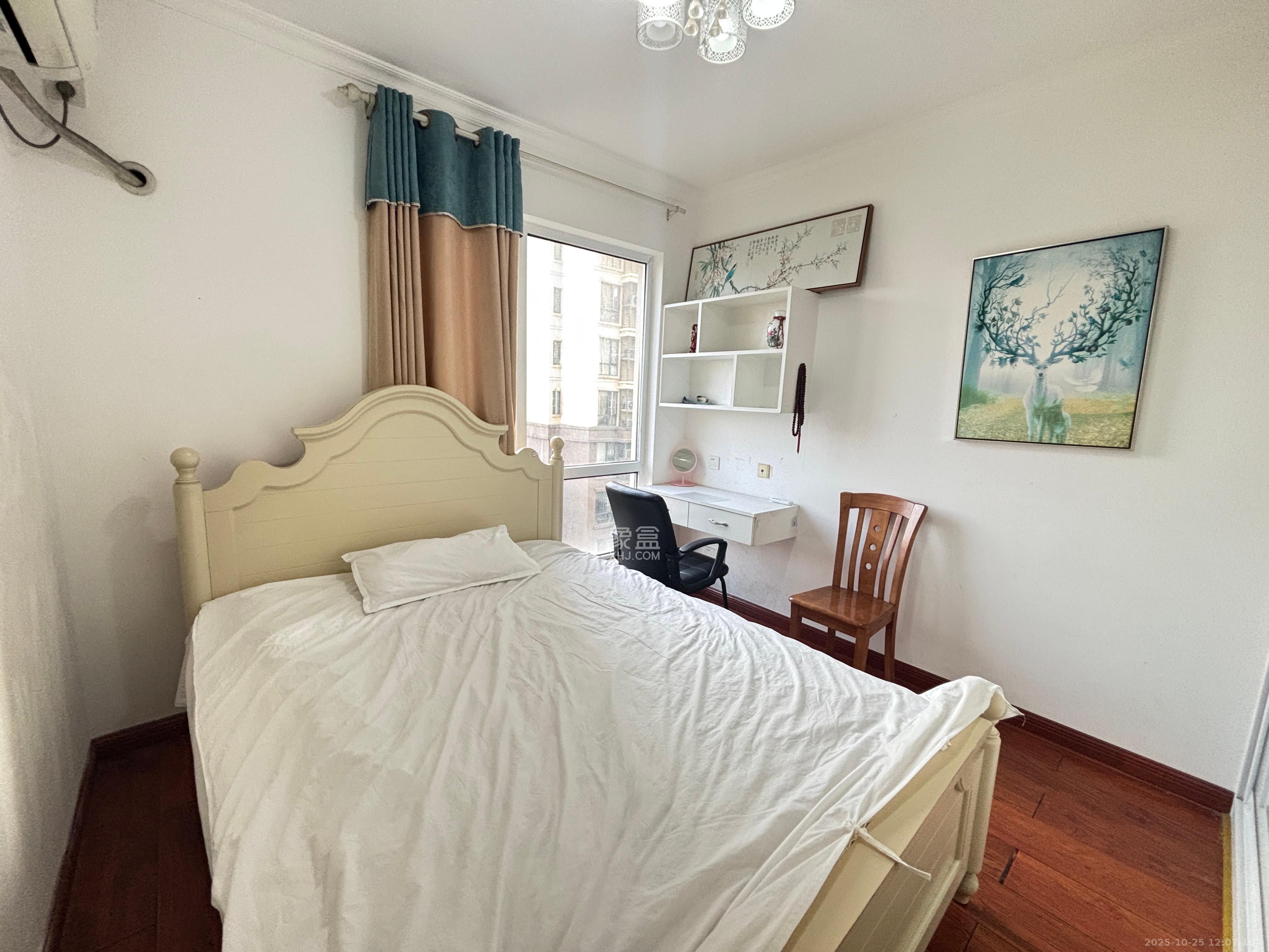 蓝光幸福满庭 3室1厅1卫 2300.0元/月 蓝光幸福满庭 3室1厅1卫 2300.0元/月室内图