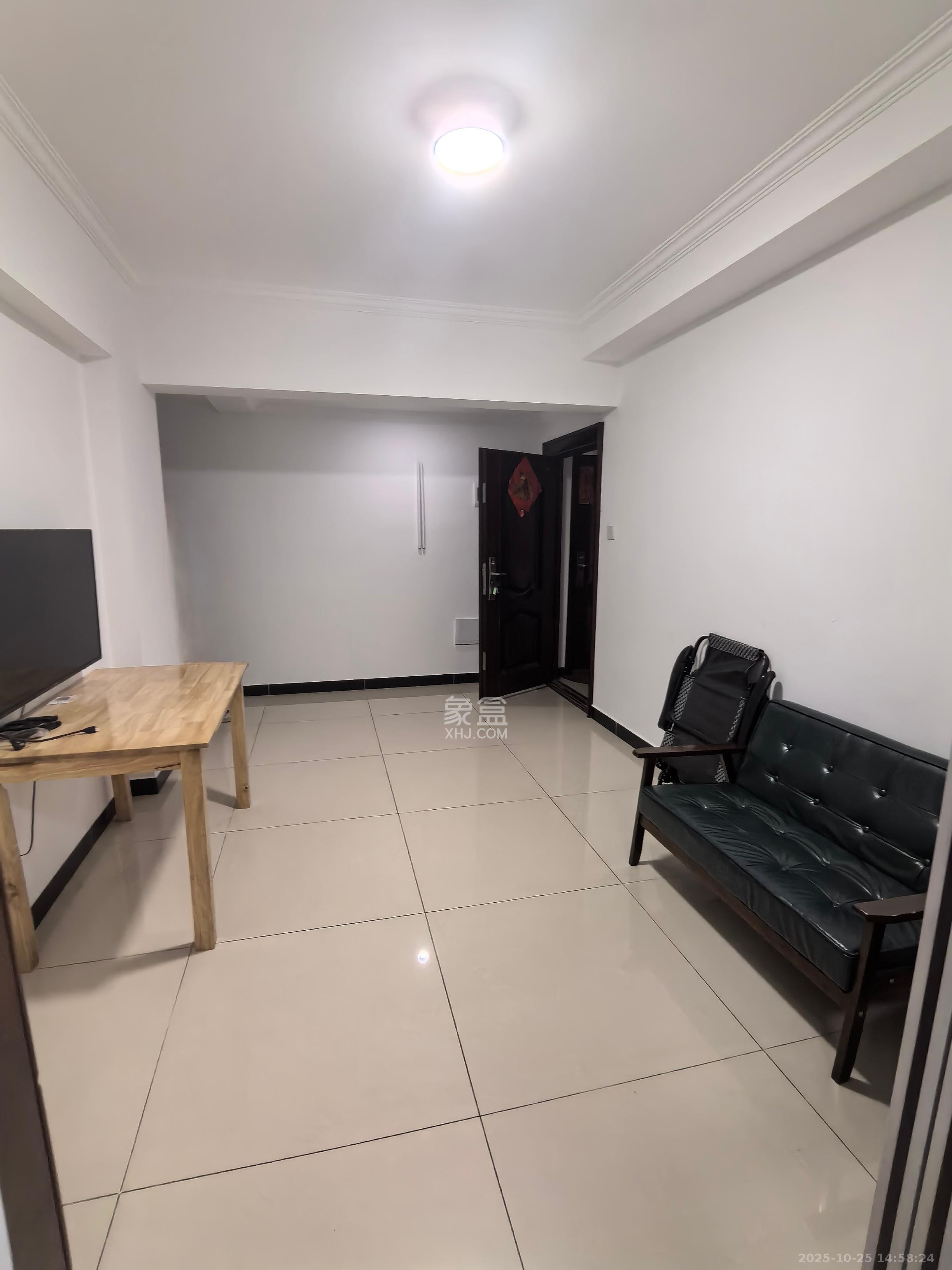 滨水名都 2室2厅1卫 1200.0元/月 滨水名都 2室2厅1卫 1200.0元/月室内图