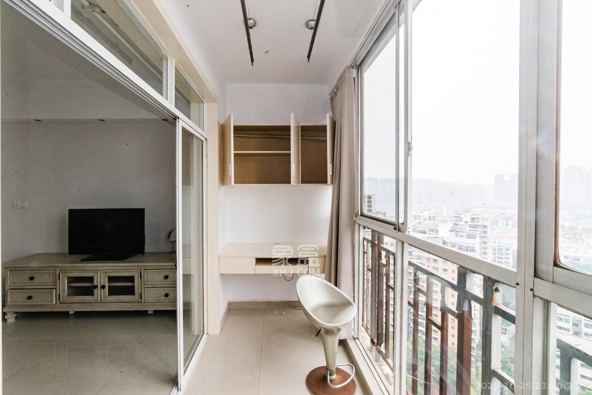 顺天黄金海岸  2室1厅1卫    70.0万阳台