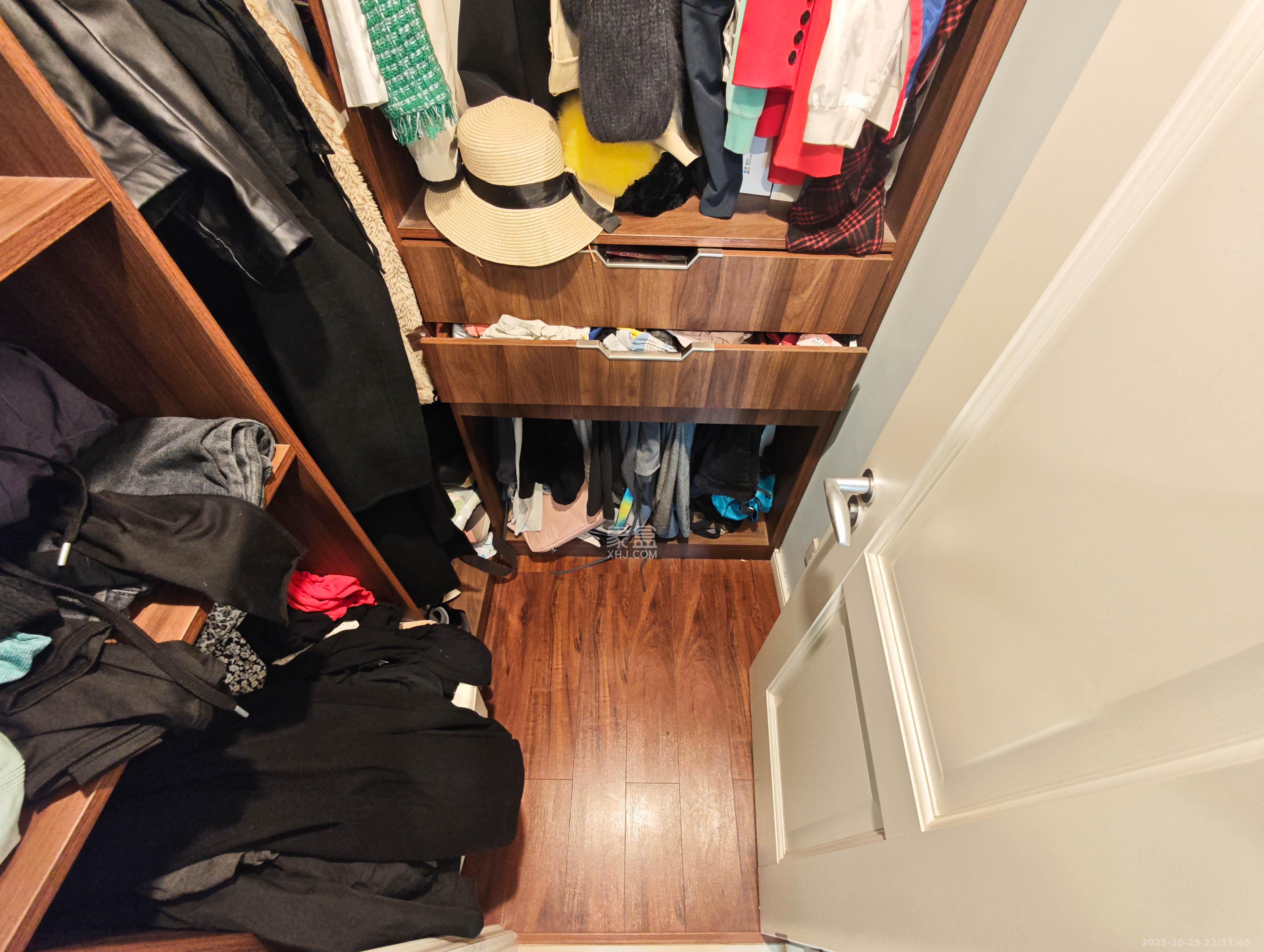 万科魅力之城观澜里 3室2厅2卫 109.0万 万科魅力之城观澜里 3室2厅2卫 109.0万其他