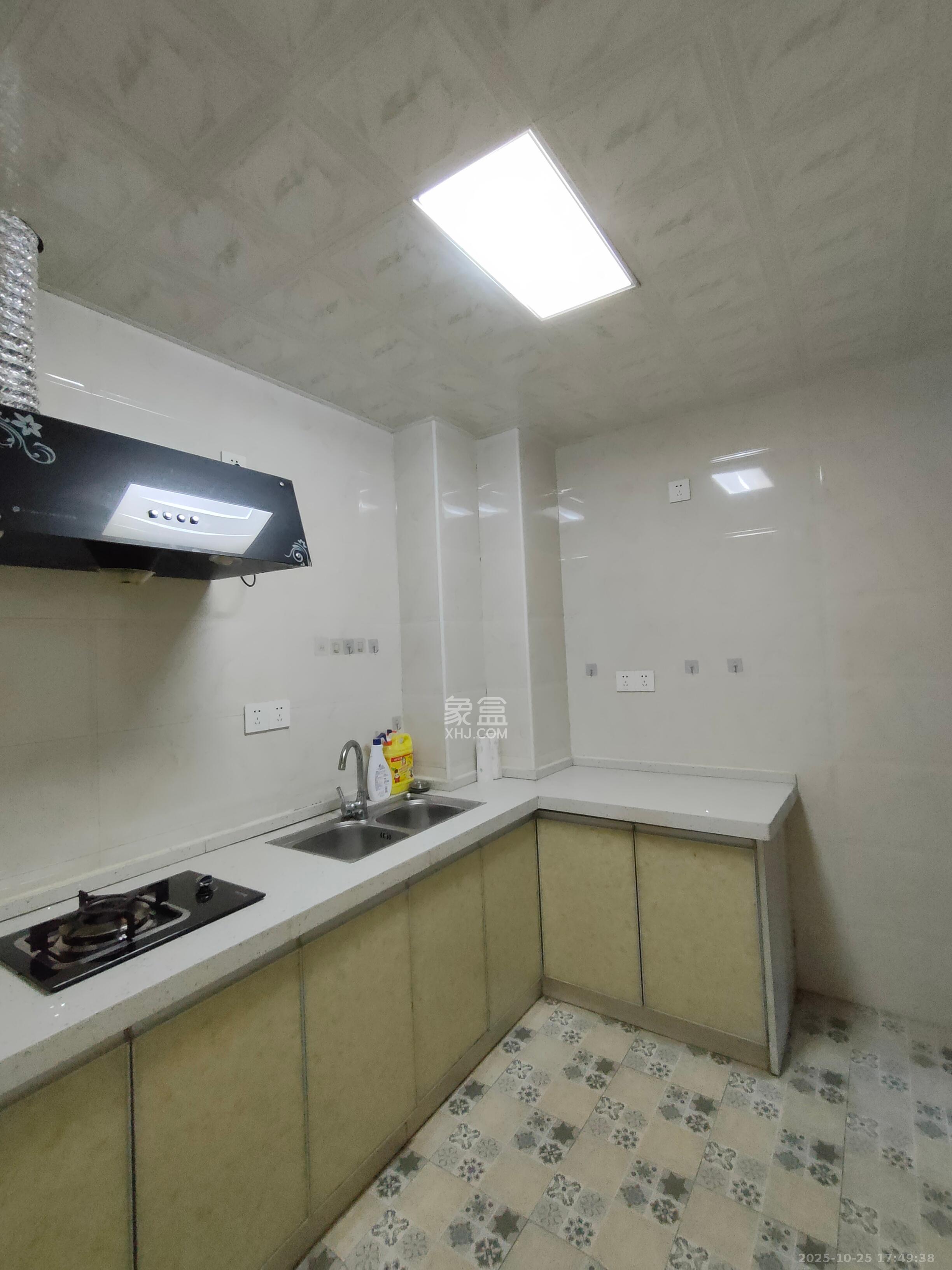 锦湘国际星城四期（金丽苑）  2室2厅1卫    2000.0元/月室内图