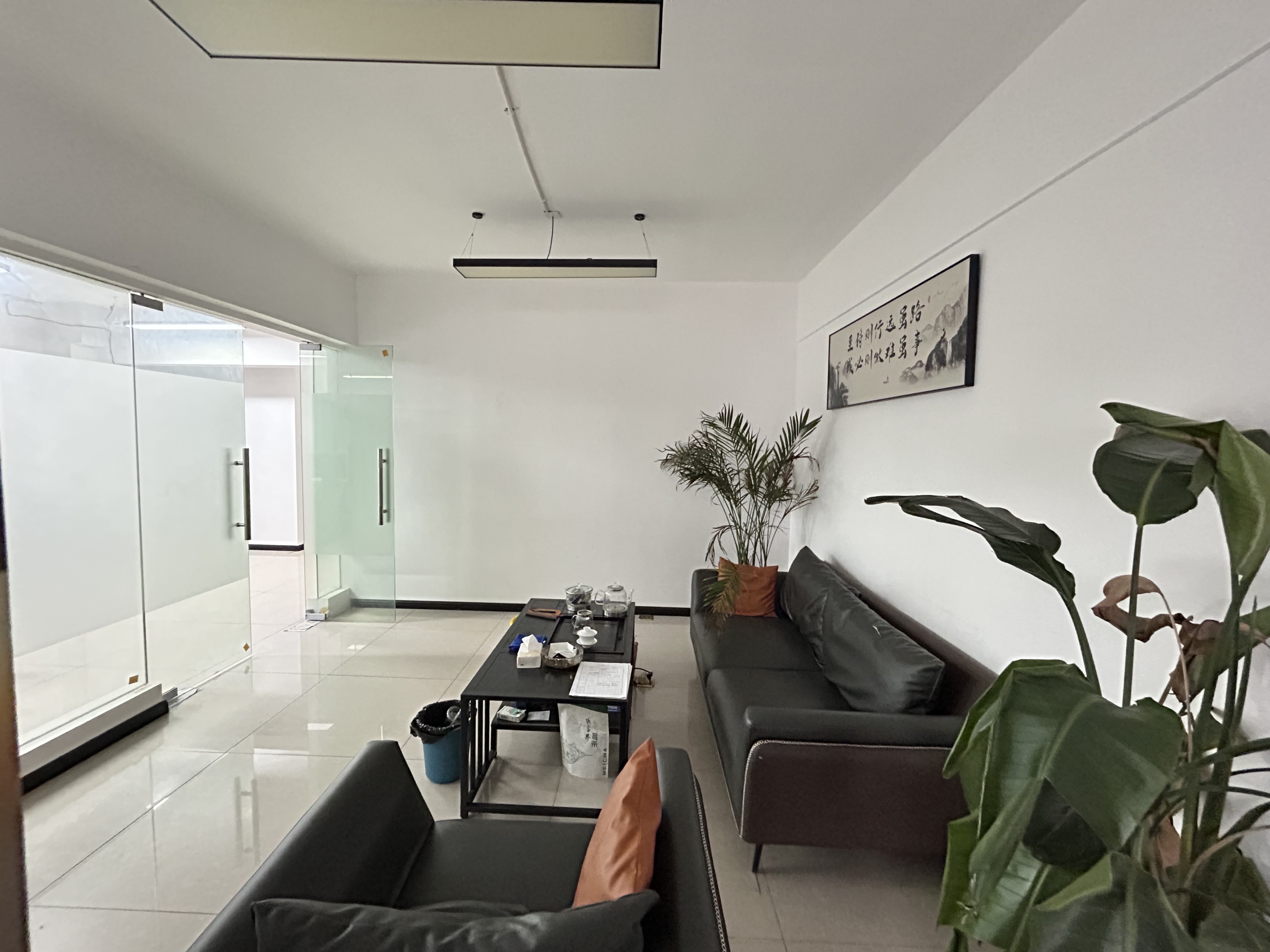 黄金大厦  1室1厅1卫    3000.0元/月 黄金大厦  1室1厅1卫    3000.0元/月室内图