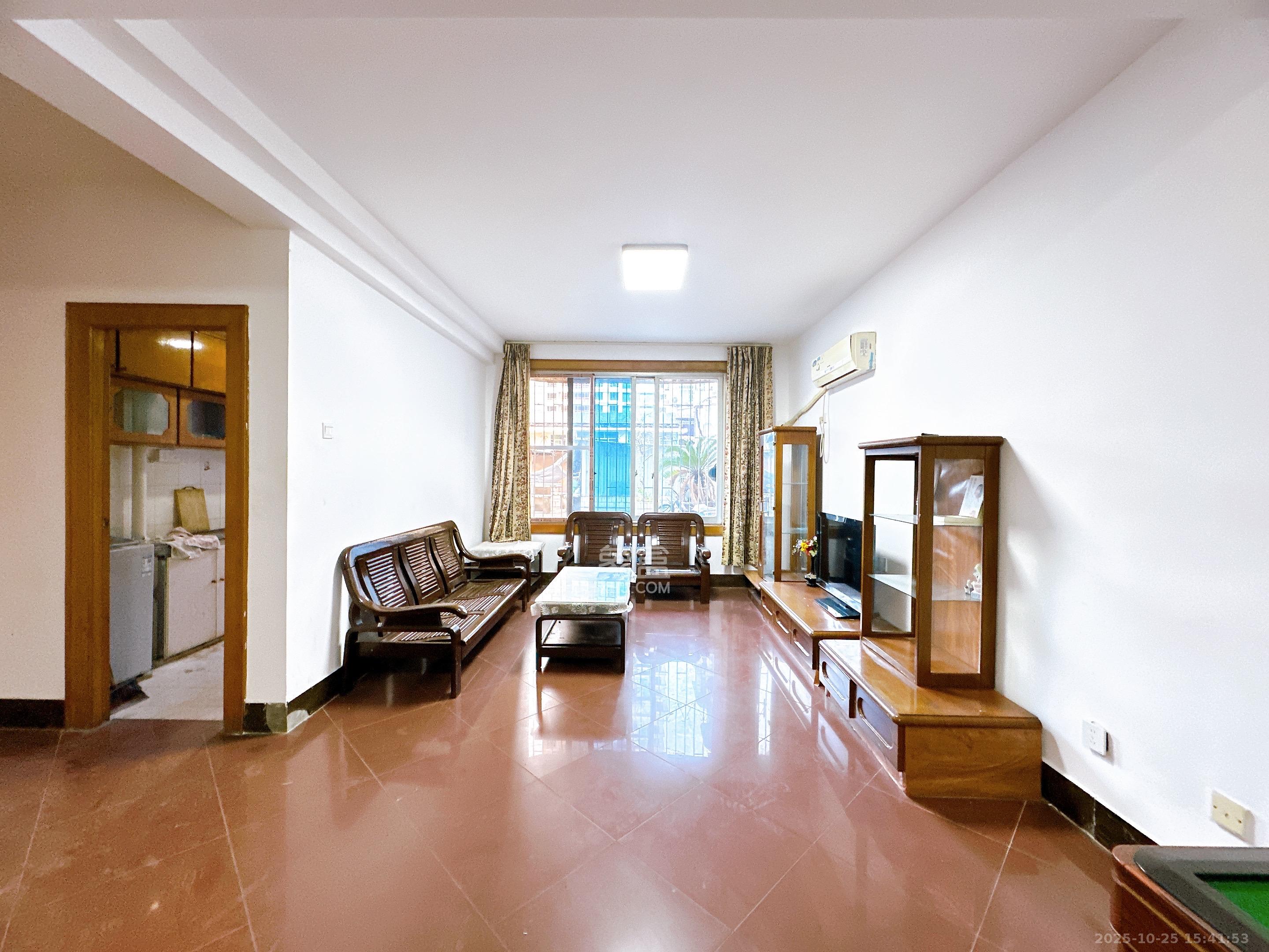 大/小王家巷散盘  3室2厅1卫    2100.0元/月室内图