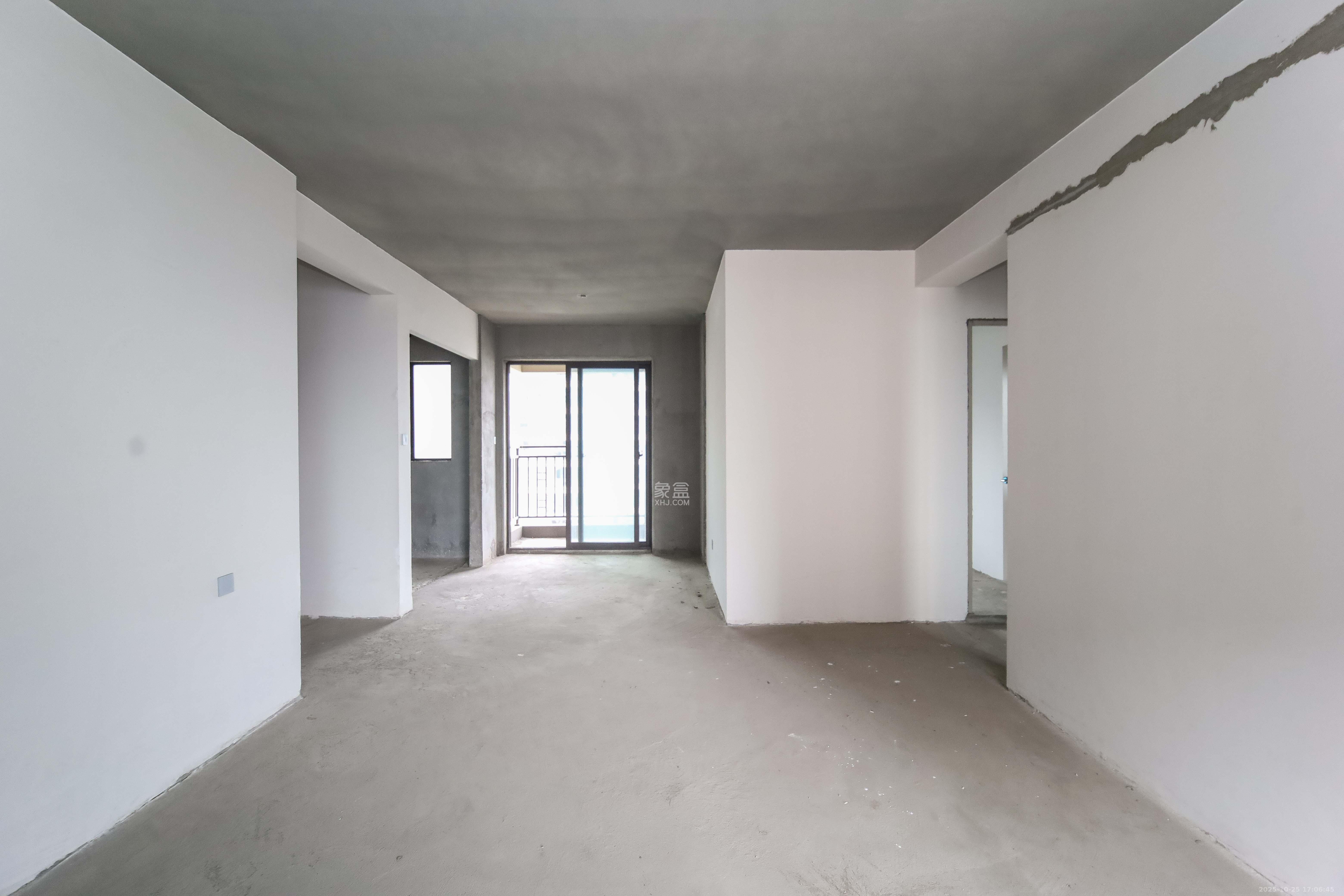 德奥悦东方  4室2厅2卫    158.0万