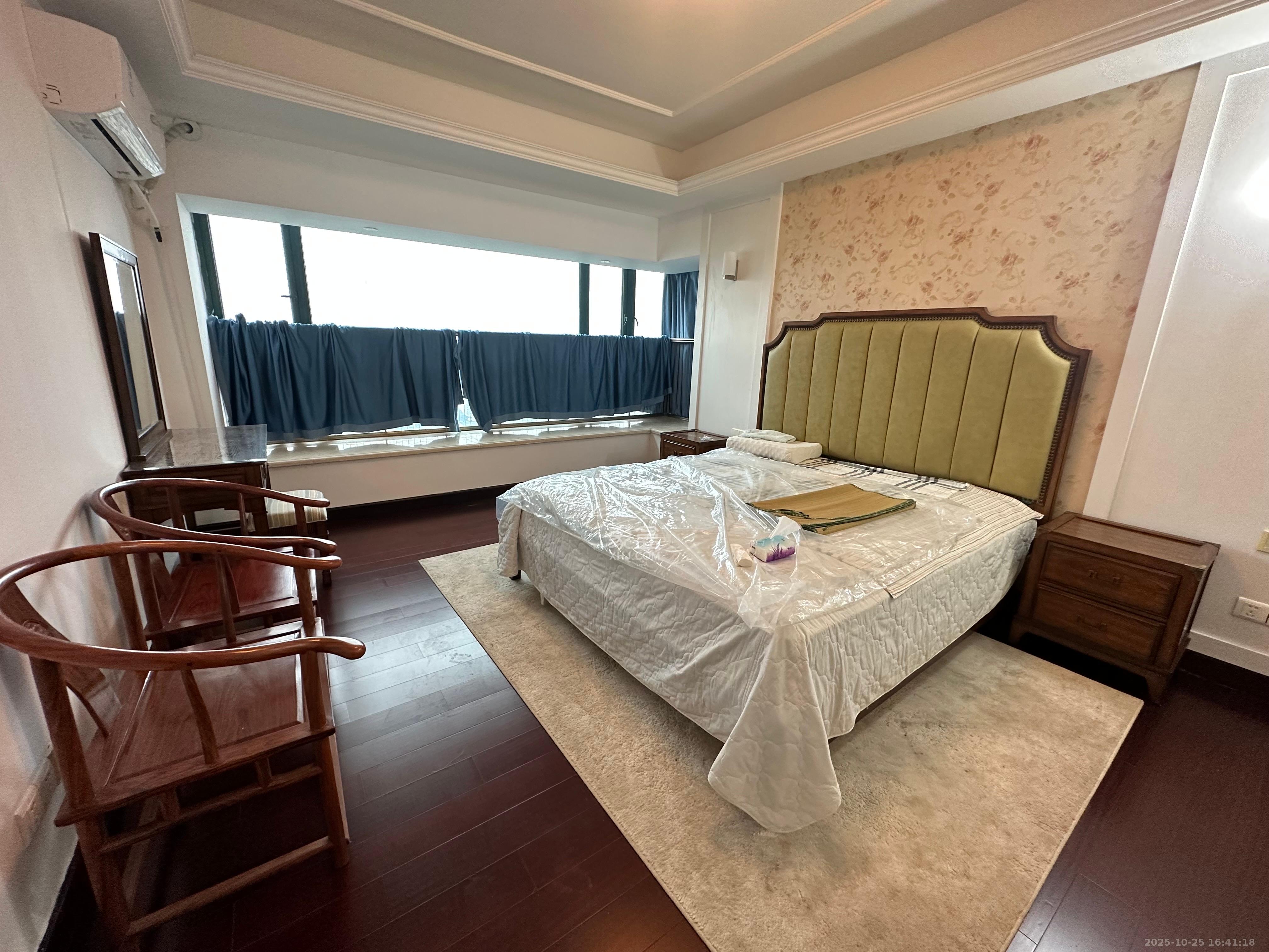 恒大华府  4室2厅2卫    5000.0元/月室内图