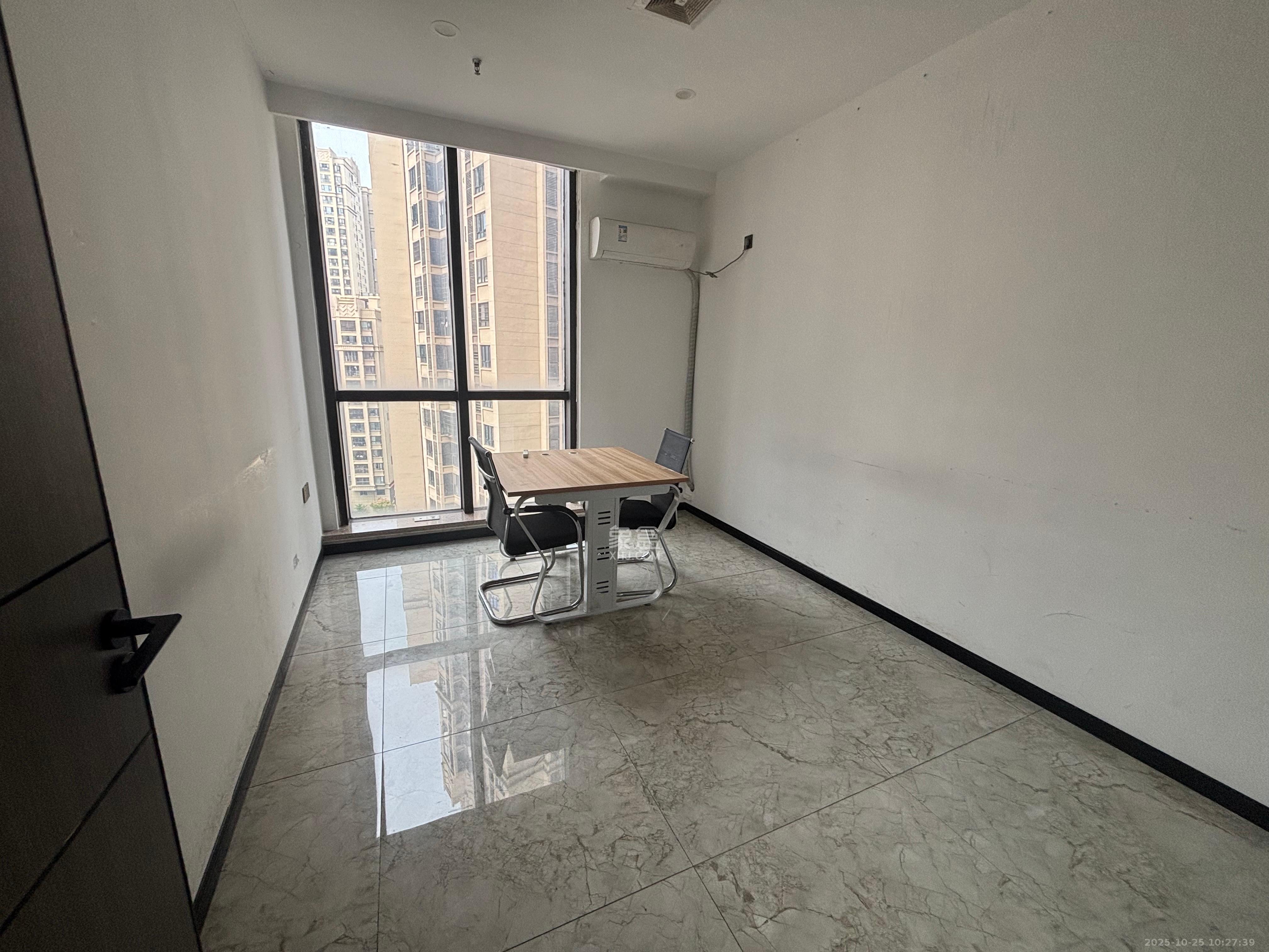 金科时代中心   286.78㎡      6800.0元/月室内图