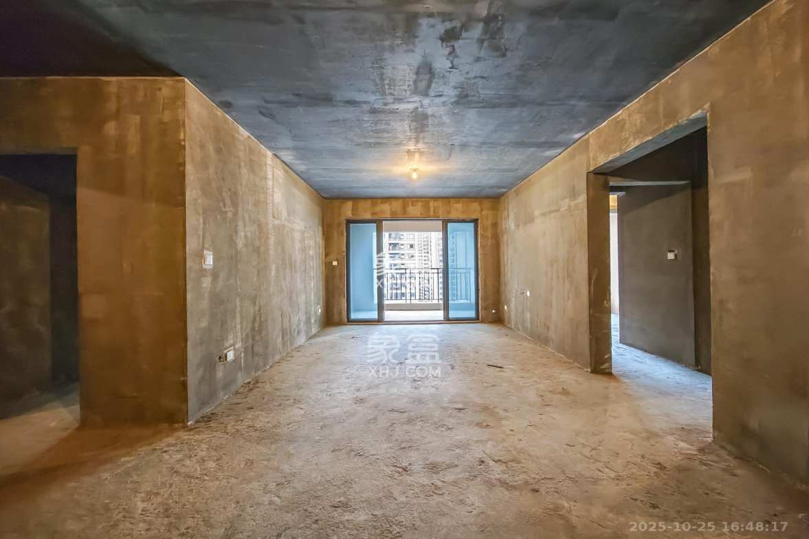 长沙雅居乐花园 1室0厅0卫 69.8万 长沙雅居乐花园 1室0厅0卫 69.8万客厅