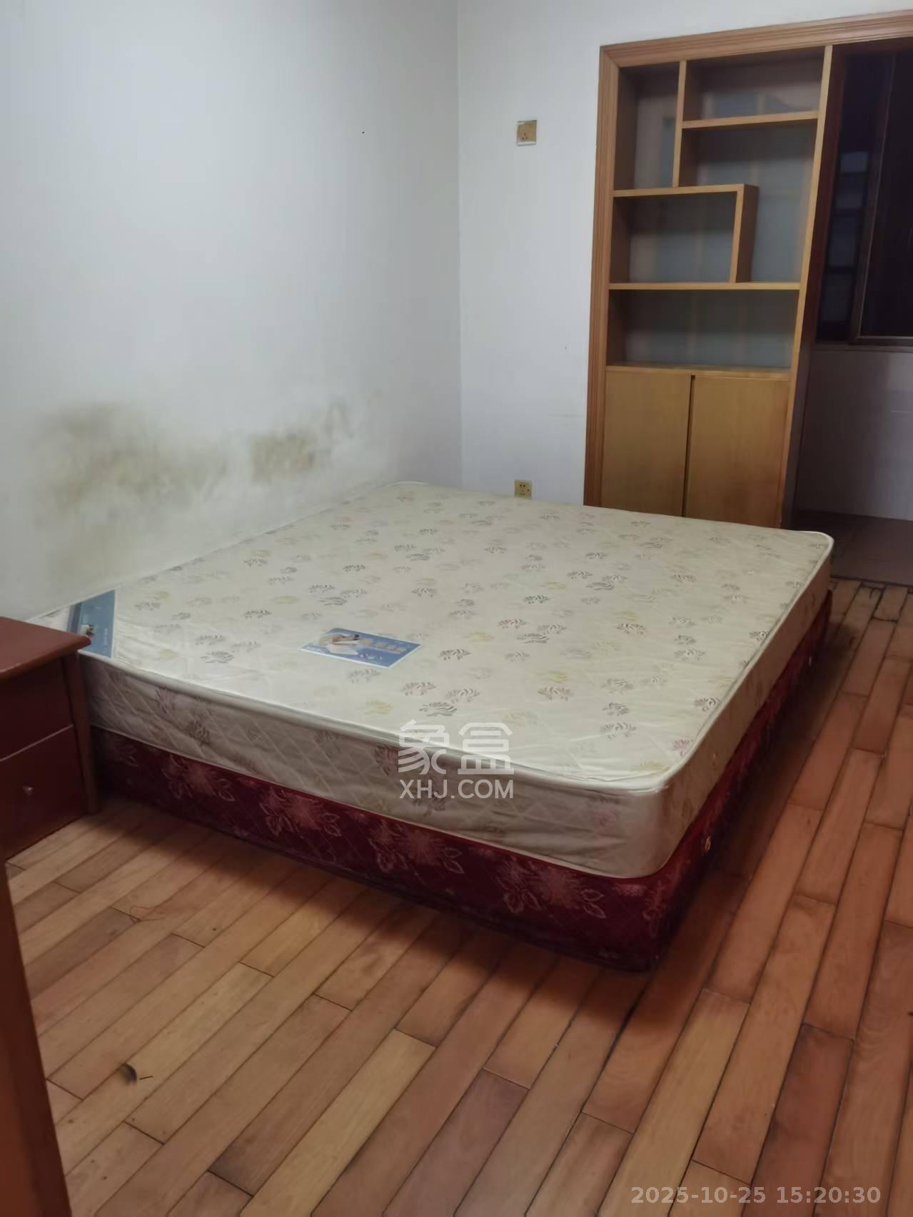 湖南电器研究所  3室2厅2卫    1300.0元/月室内图