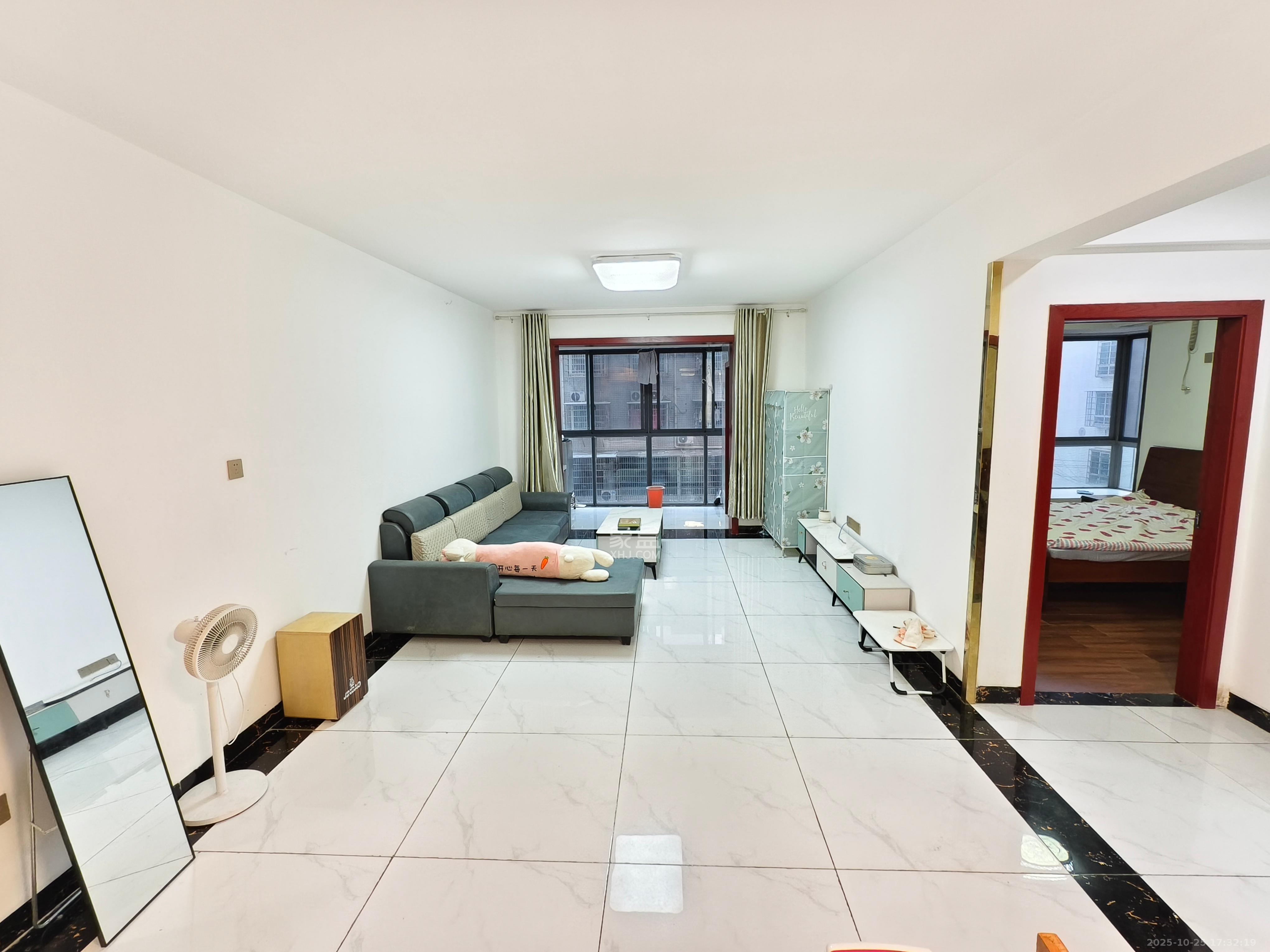 荣升家园(湘江熙岸)  3室2厅1卫    2300.0元/月 荣升家园(湘江熙岸)  3室2厅1卫    2300.0元/月室内图