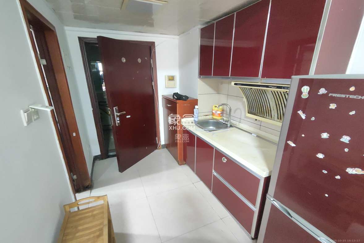 天健芙蓉盛世一期  1室1厅1卫    1350.0元/月 天健芙蓉盛世一期  1室1厅1卫    1350.0元/月室内图