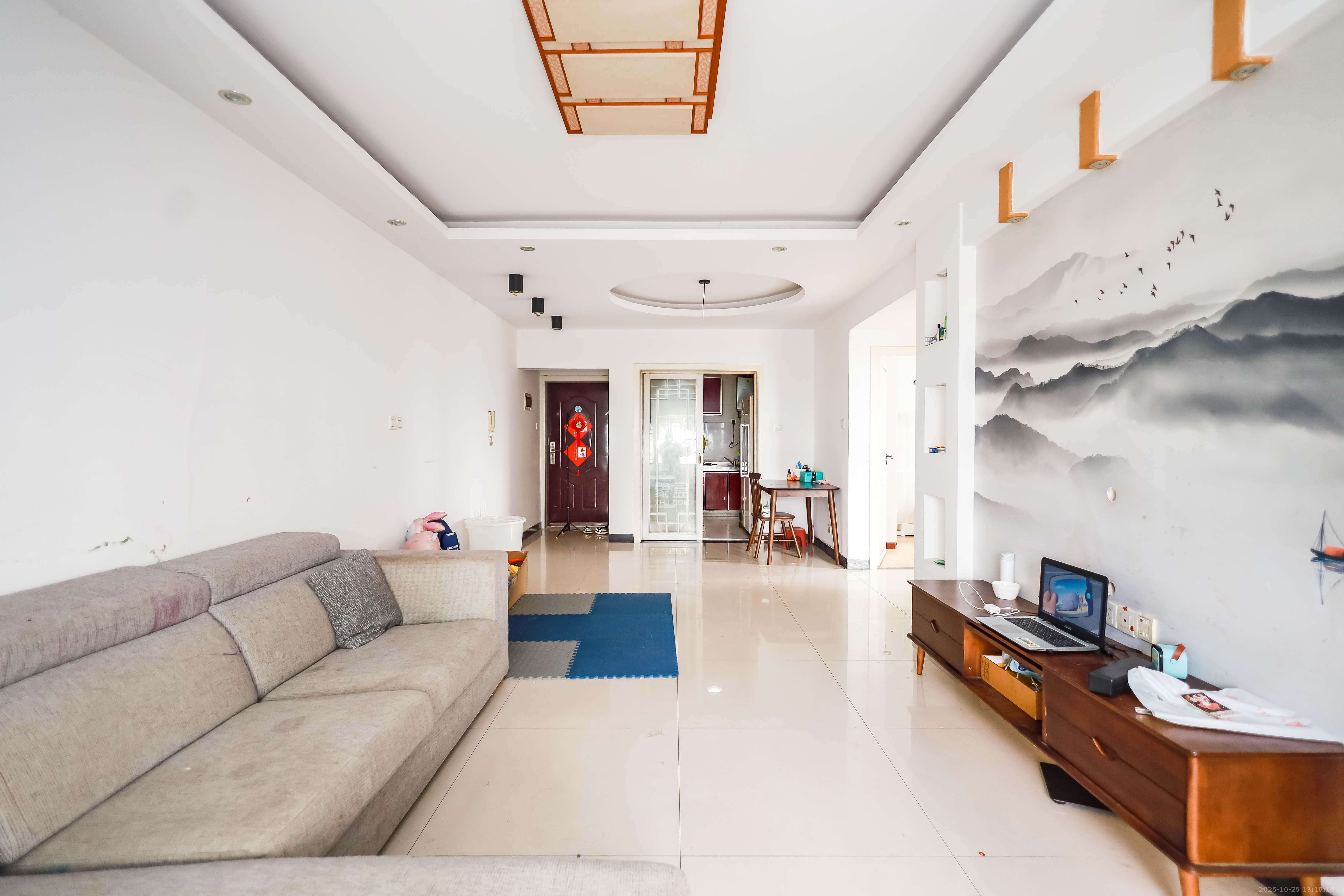 诚兴园  2室2厅1卫    65.0万客厅