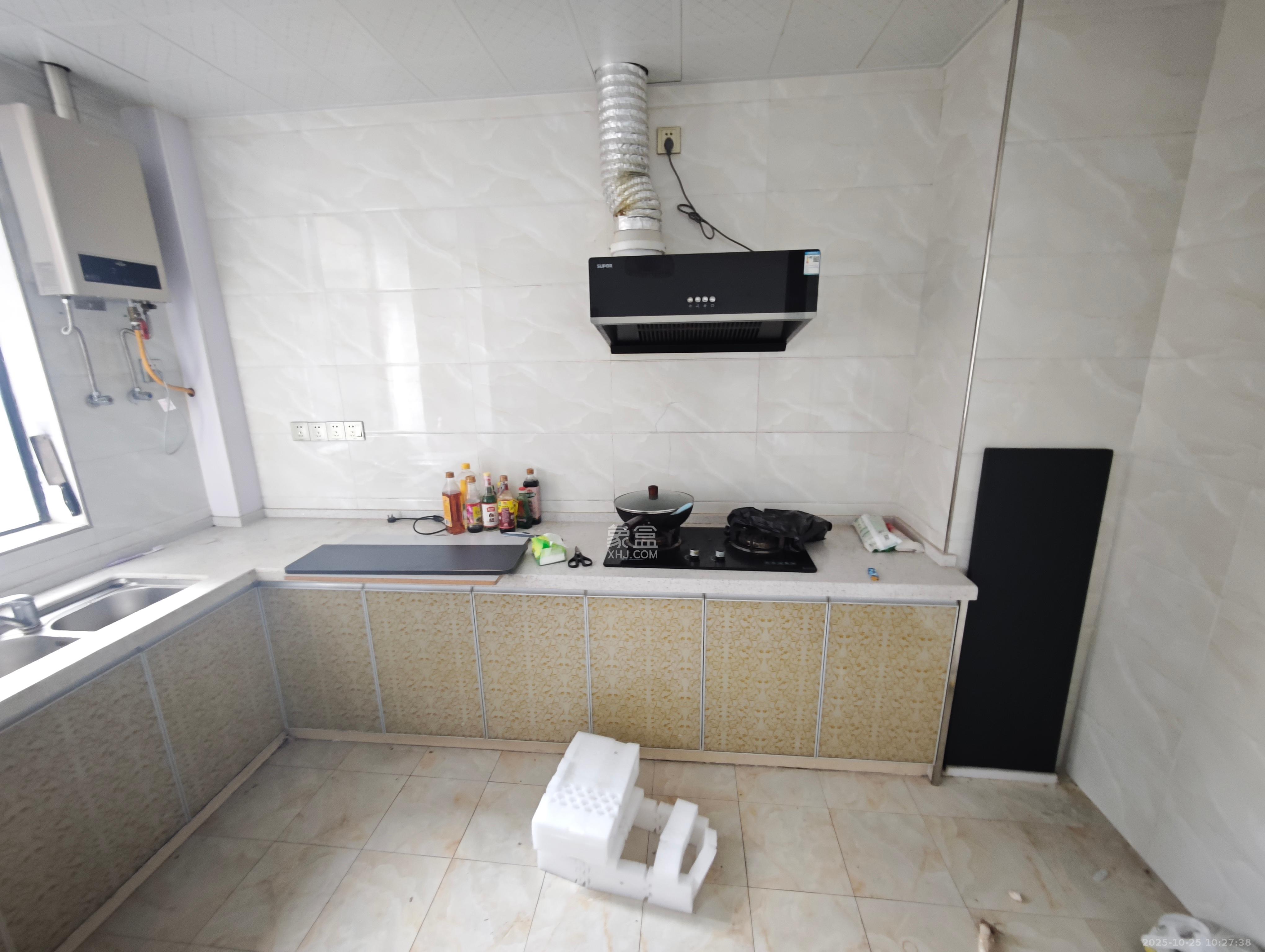 东城港 3室1厅1卫 3500.0元/月 东城港 3室1厅1卫 3500.0元/月室内图