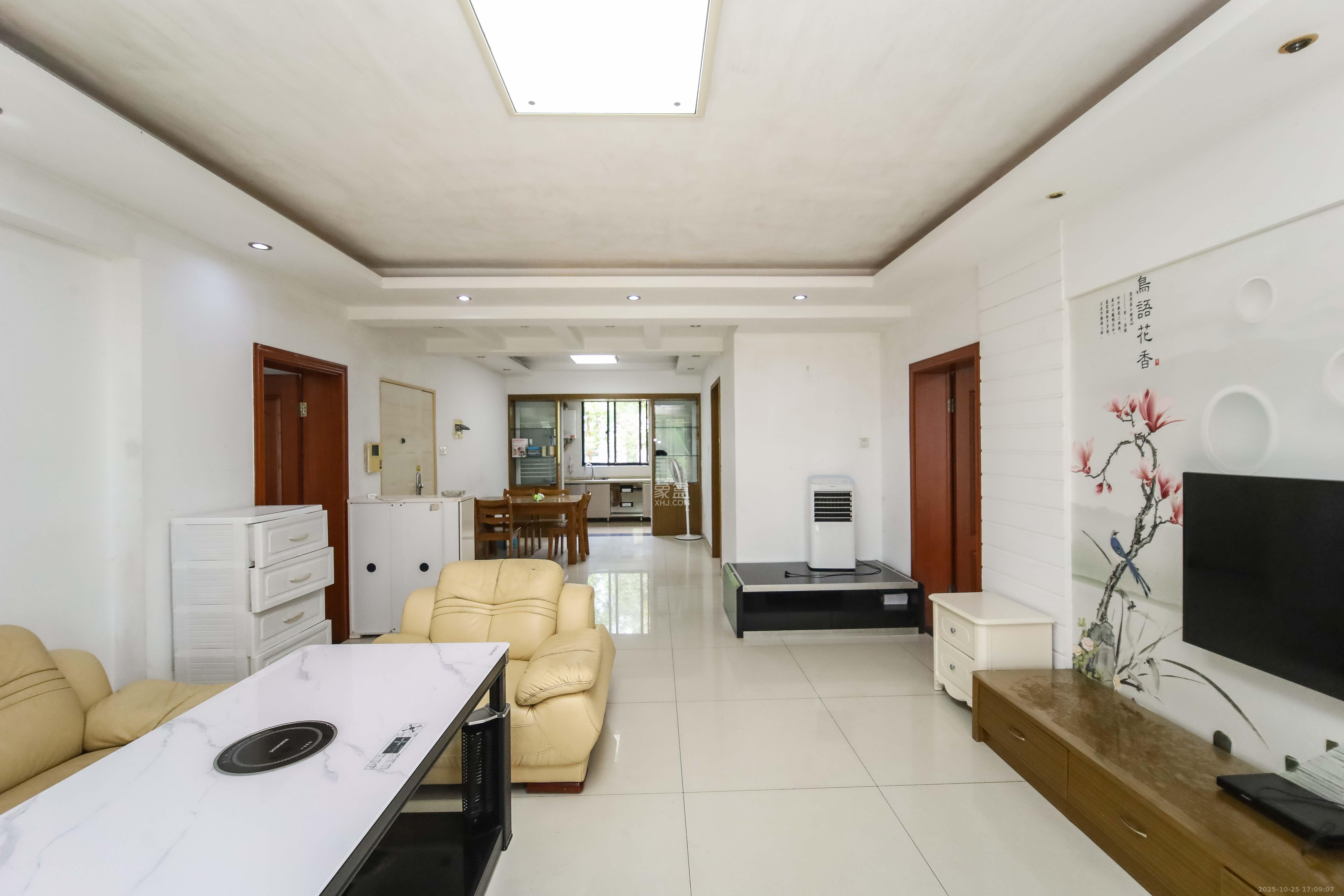 西街花园  3室2厅2卫    135.0万