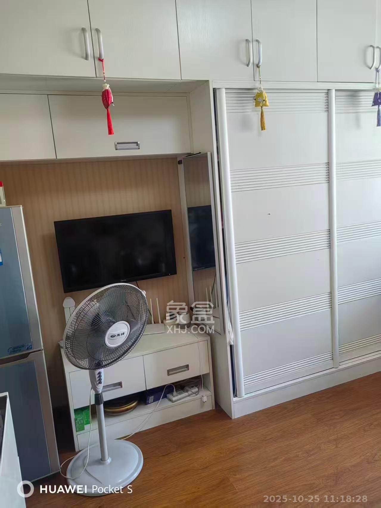 花漾年华(桂花园) 1室1厅1卫 1400.0元/月 花漾年华(桂花园) 1室1厅1卫 1400.0元/月室内图