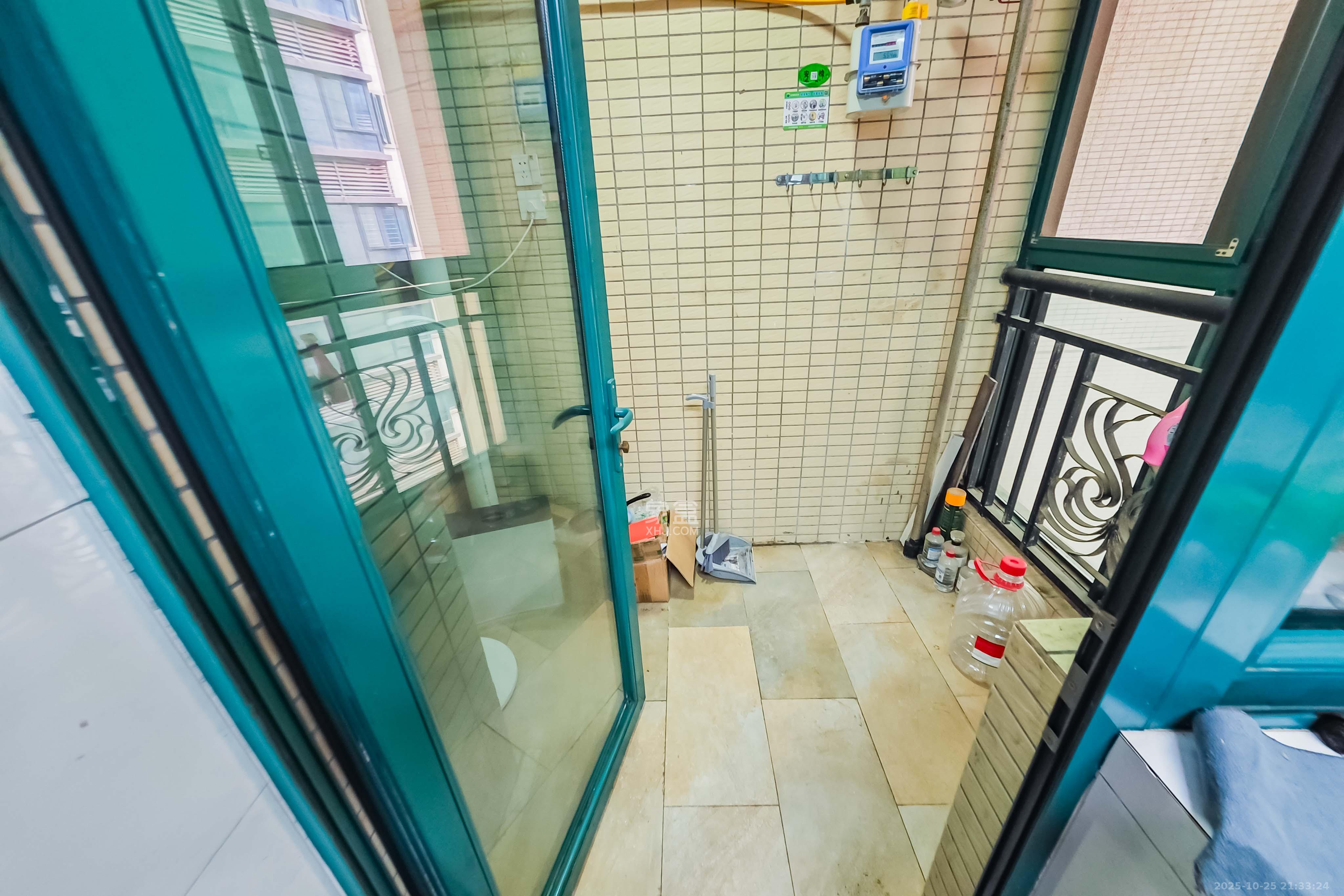 恒大绿洲  1室2厅0卫    82.0万 恒大绿洲  1室2厅0卫    82.0万其他