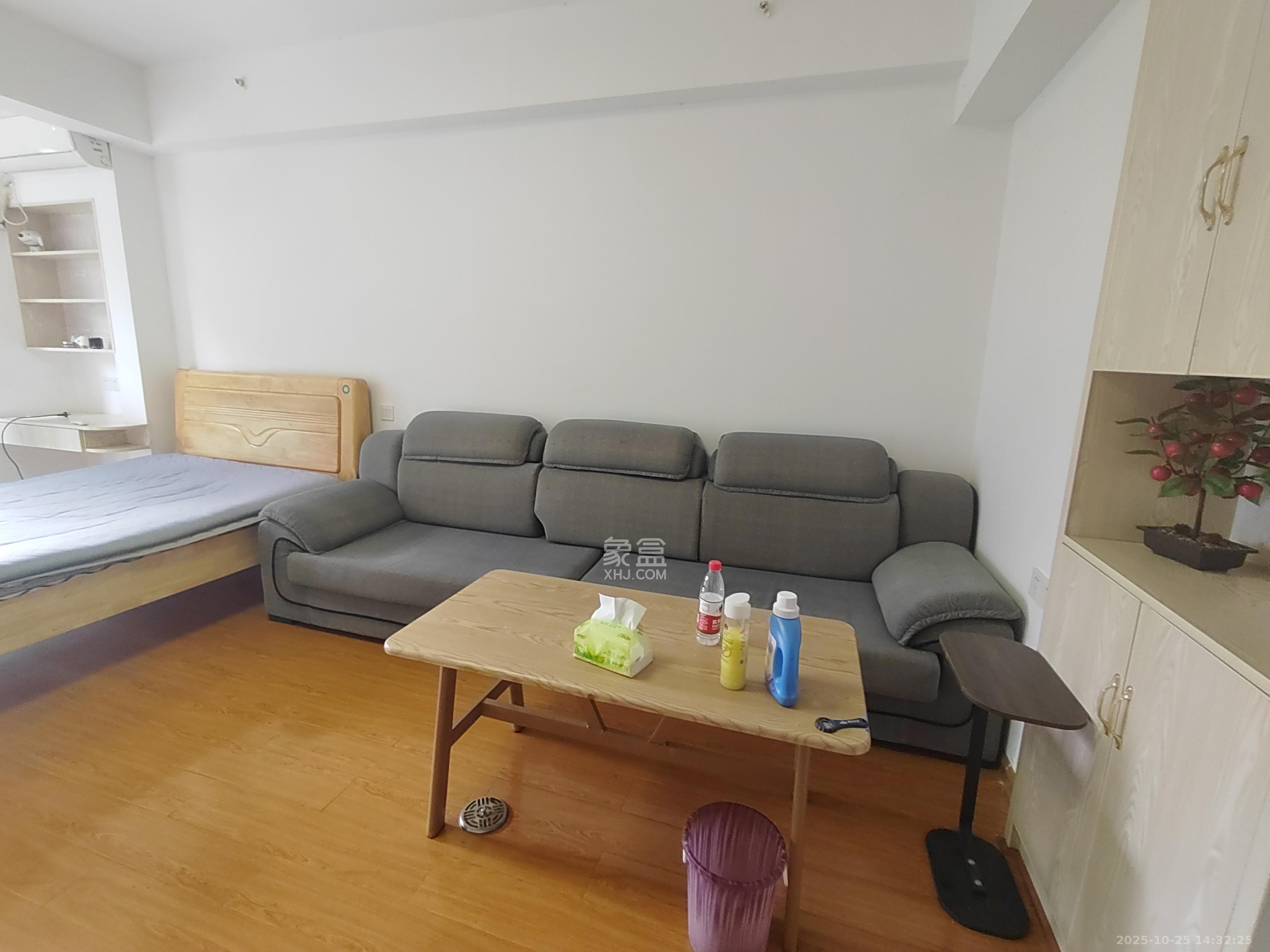 滨江一号(丰泰花园)  1室1厅1卫    1500.0元/月 滨江一号(丰泰花园)  1室1厅1卫    1500.0元/月室内图