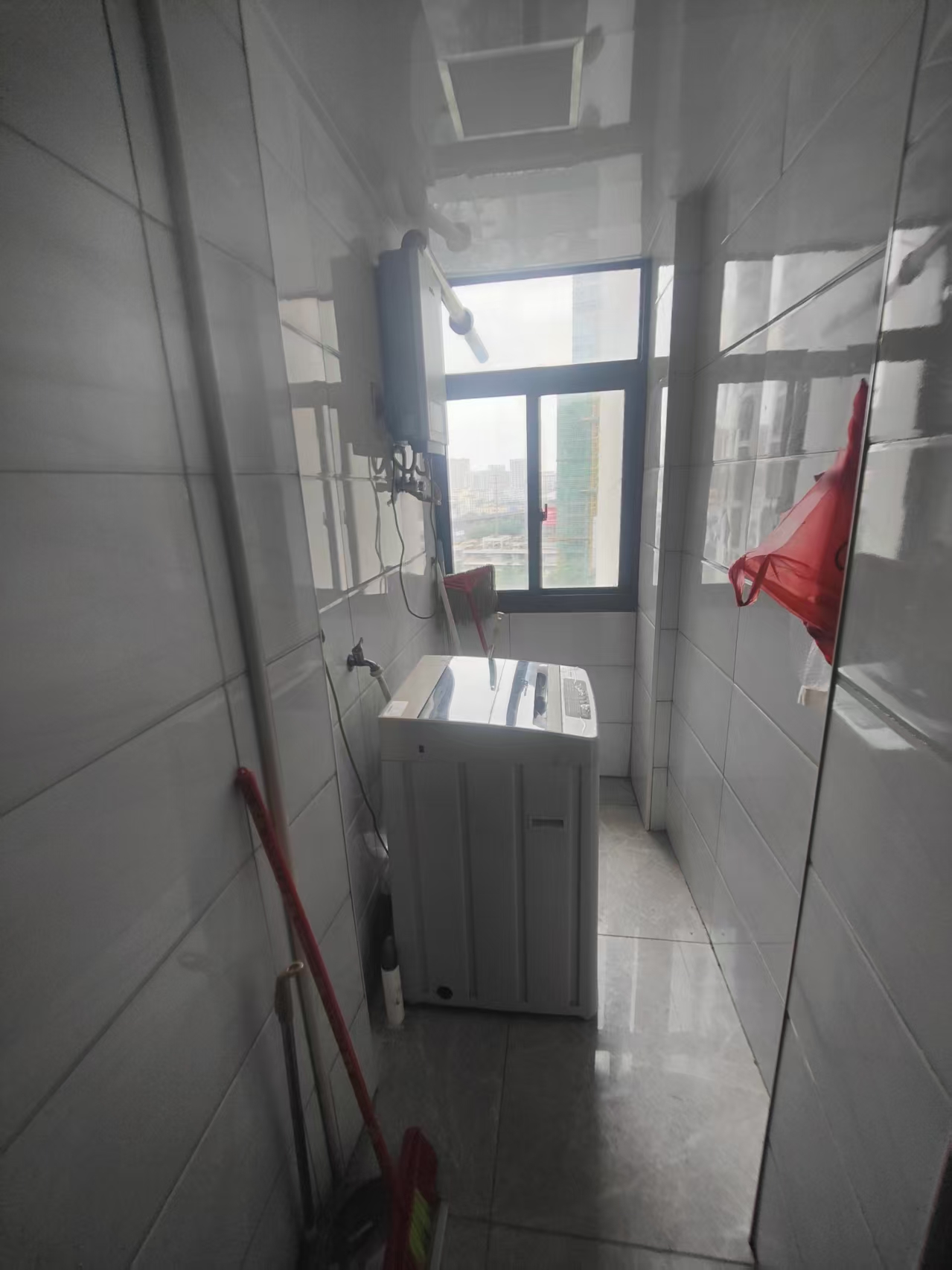 汇宇金城  2室2厅1卫    2100.0元/月室内图