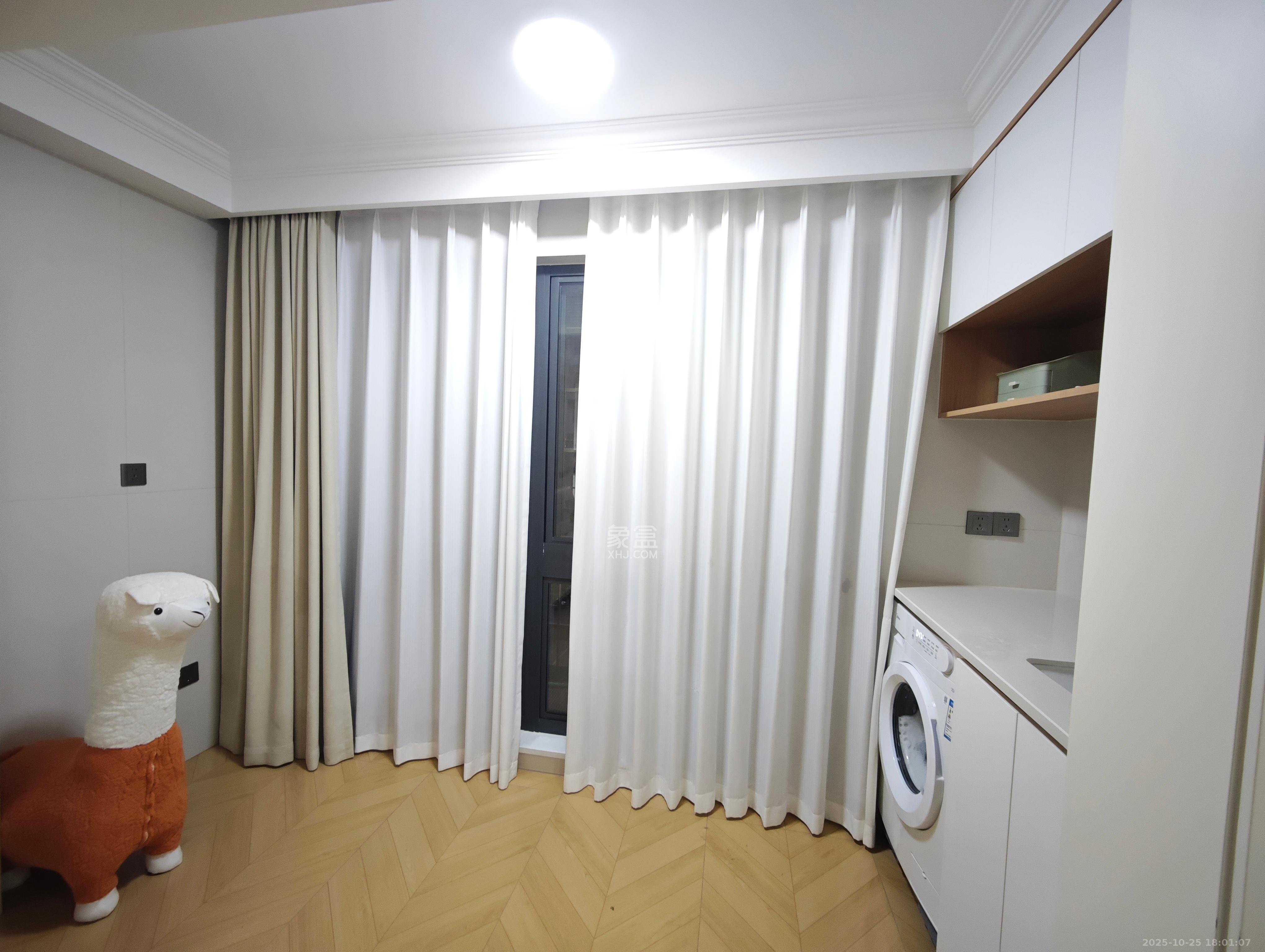 旭日嘉苑 2室2厅1卫 2700.0元/月 旭日嘉苑 2室2厅1卫 2700.0元/月室内图