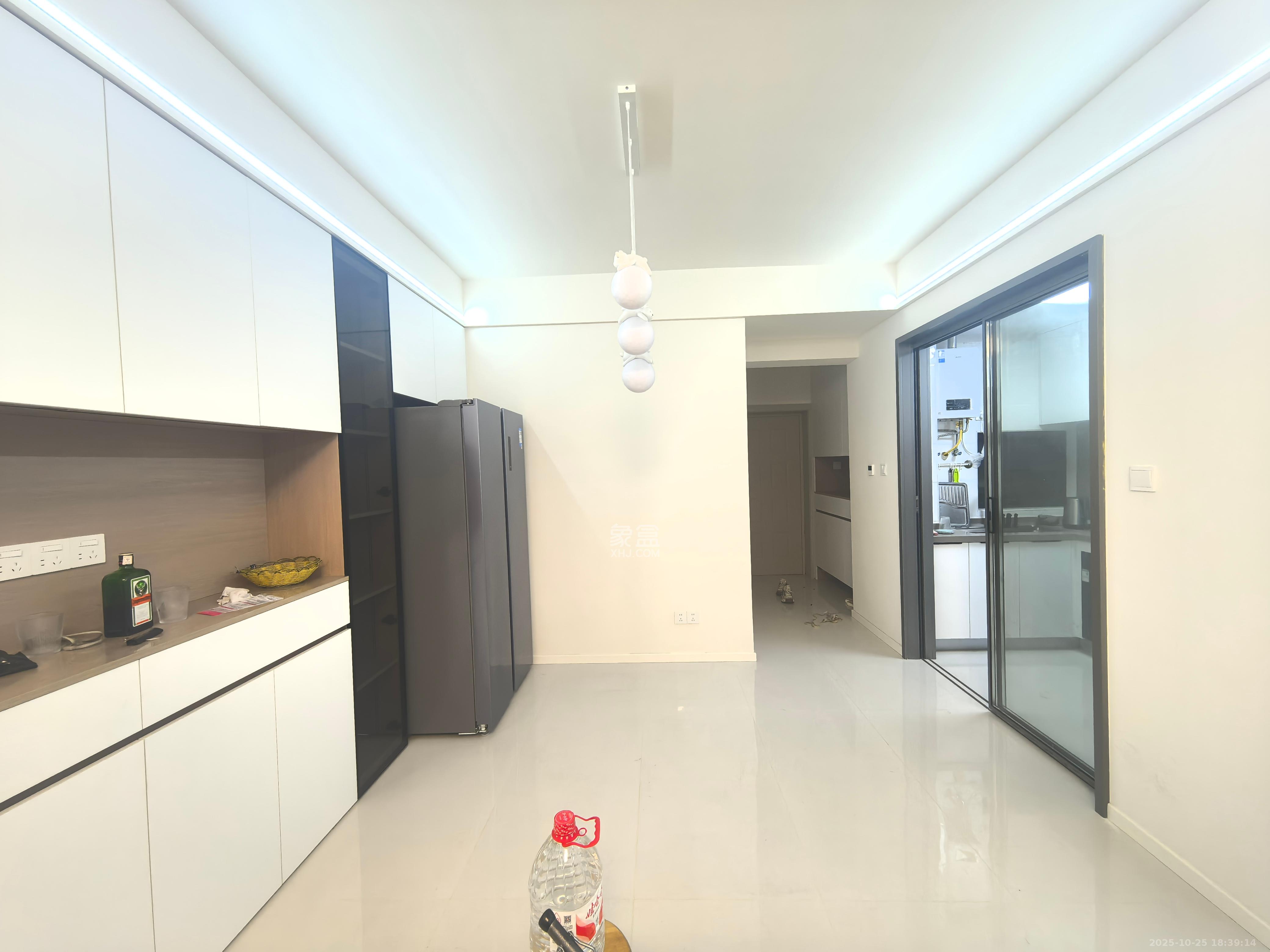 兰亭都荟(璟峰苑) 3室2厅1卫 3000.0元/月 兰亭都荟(璟峰苑) 3室2厅1卫 3000.0元/月室内图