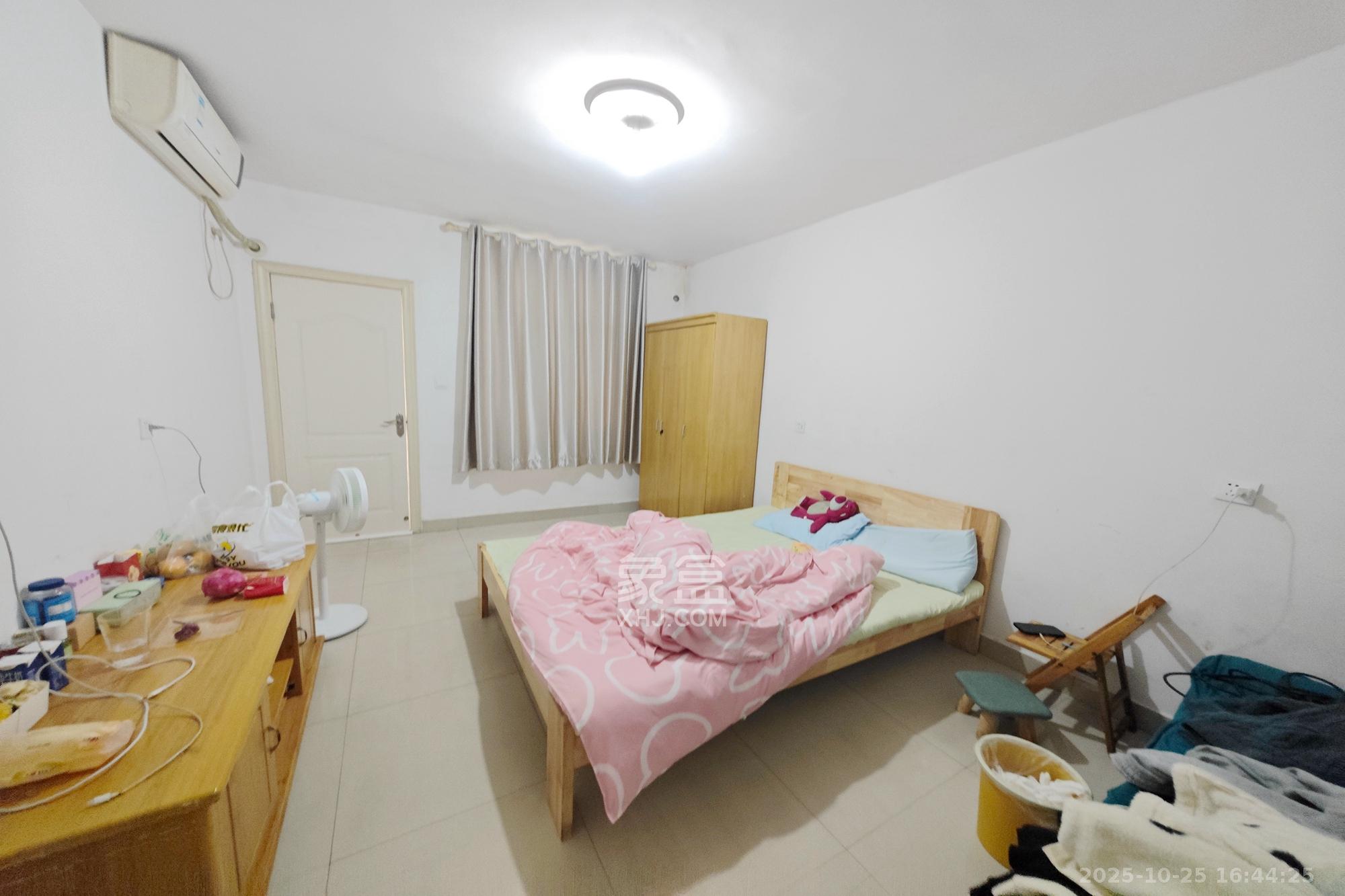 赤岗小区(一二三片)  3室1厅1卫    41.8万 赤岗小区(一二三片)  3室1厅1卫    41.8万卧室