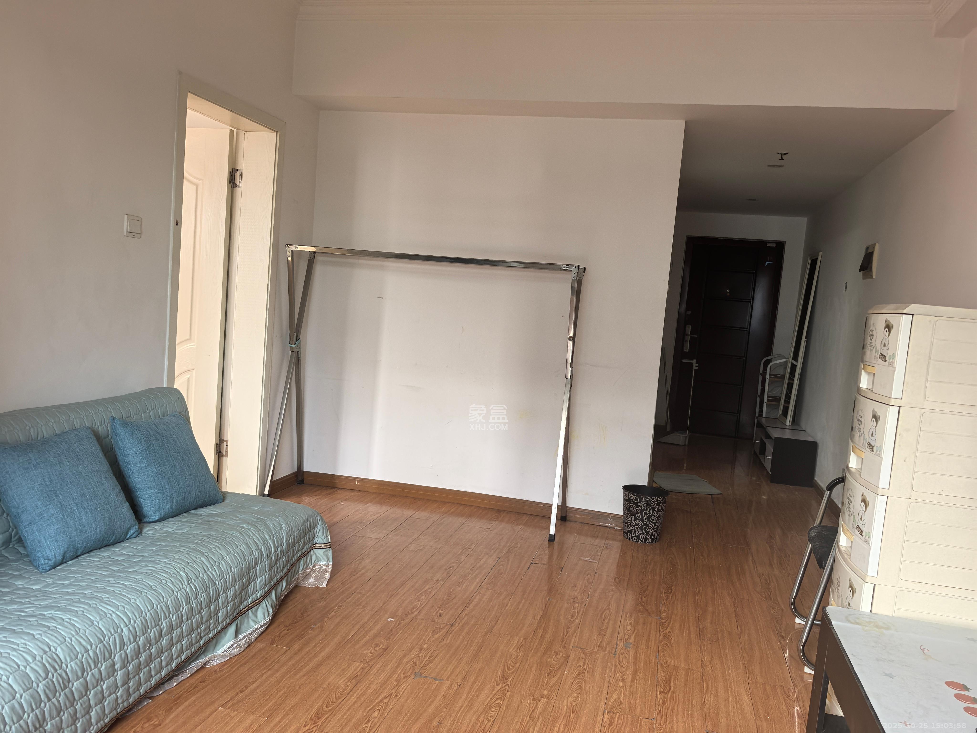 宏聚地中海  1室1厅1卫    1200.0元/月室内图