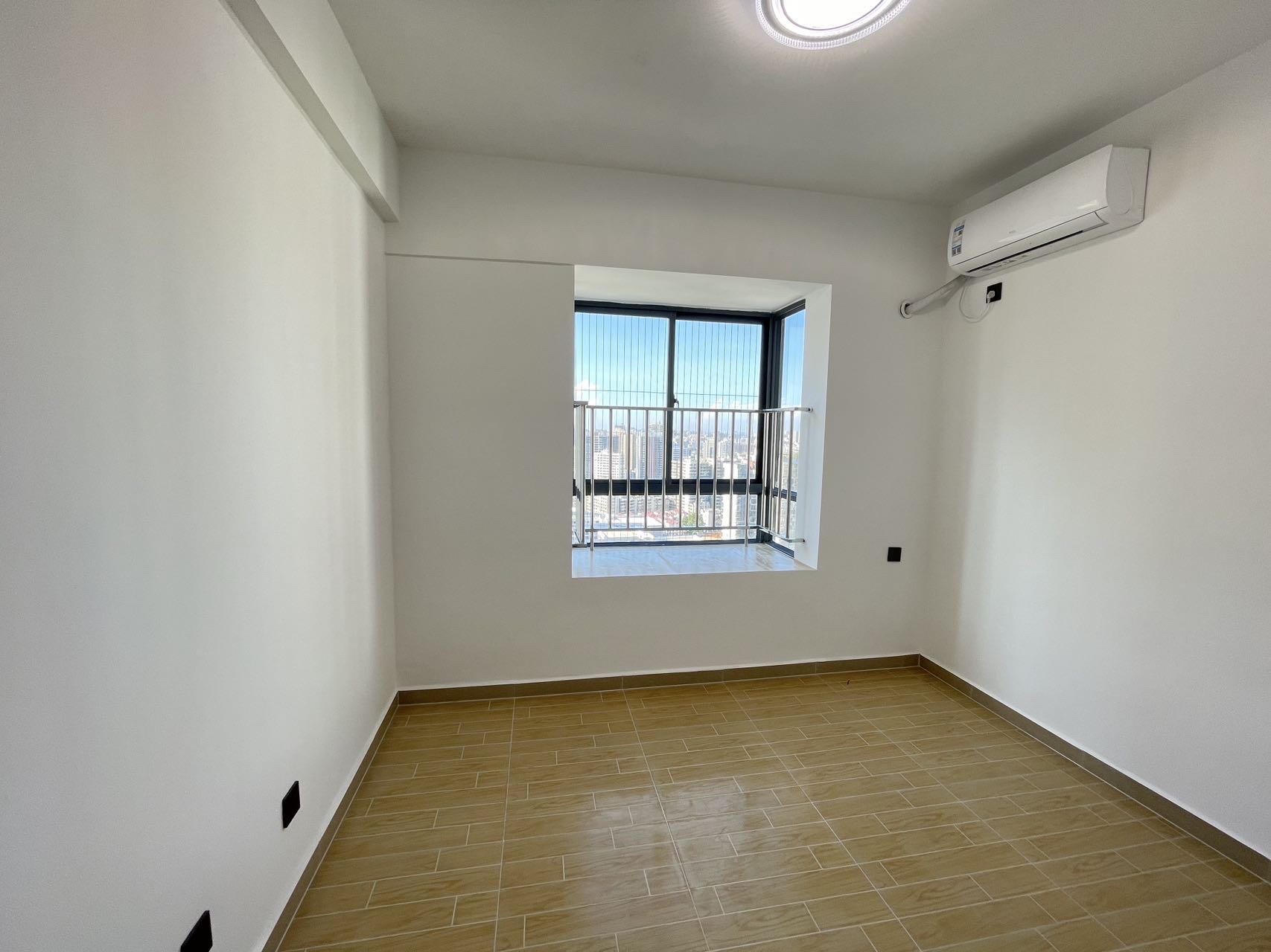 道客和悦坊  3室2厅1卫    129.0万客厅