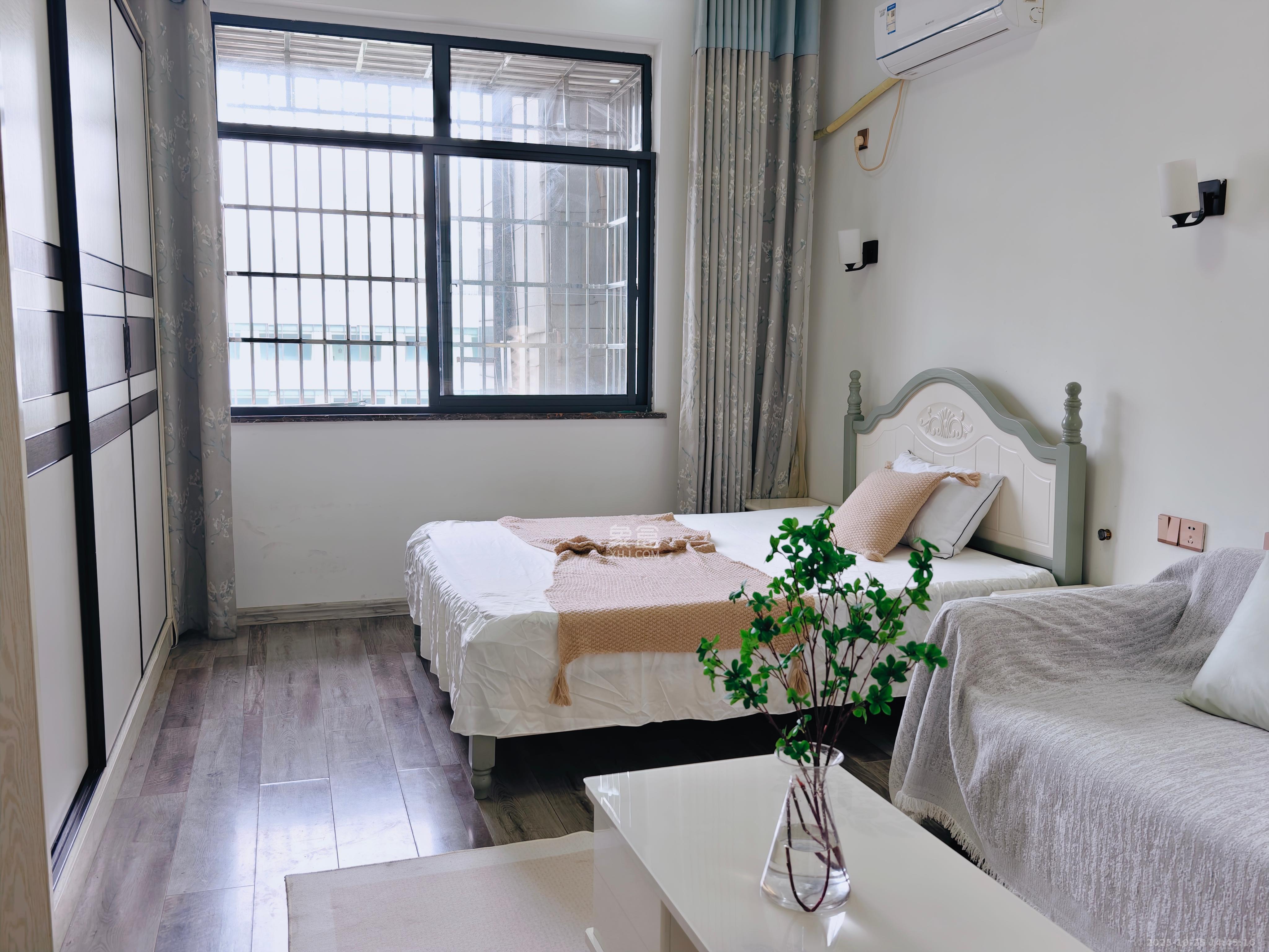 和隆花半里  1室1厅1卫    1700.0元/月室内图