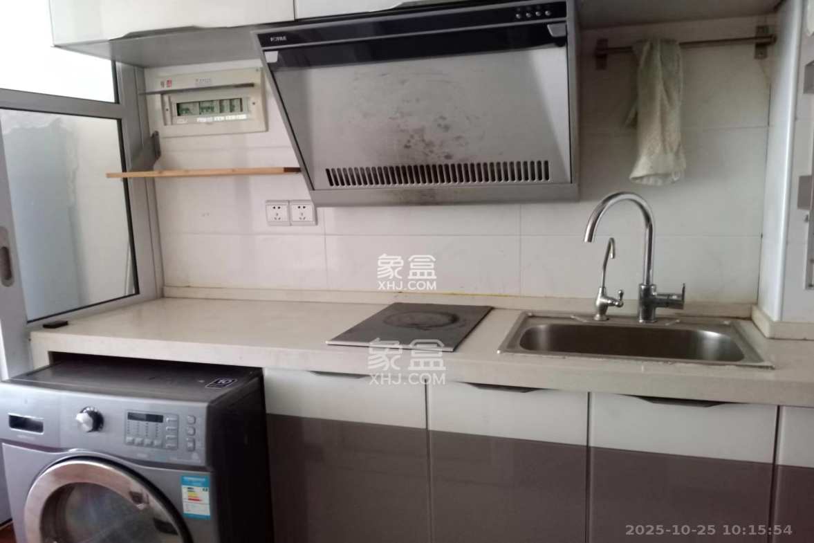 东怡外国(南湖一号) 1室1厅1卫 1700.0元/月 东怡外国(南湖一号) 1室1厅1卫 1700.0元/月室内图