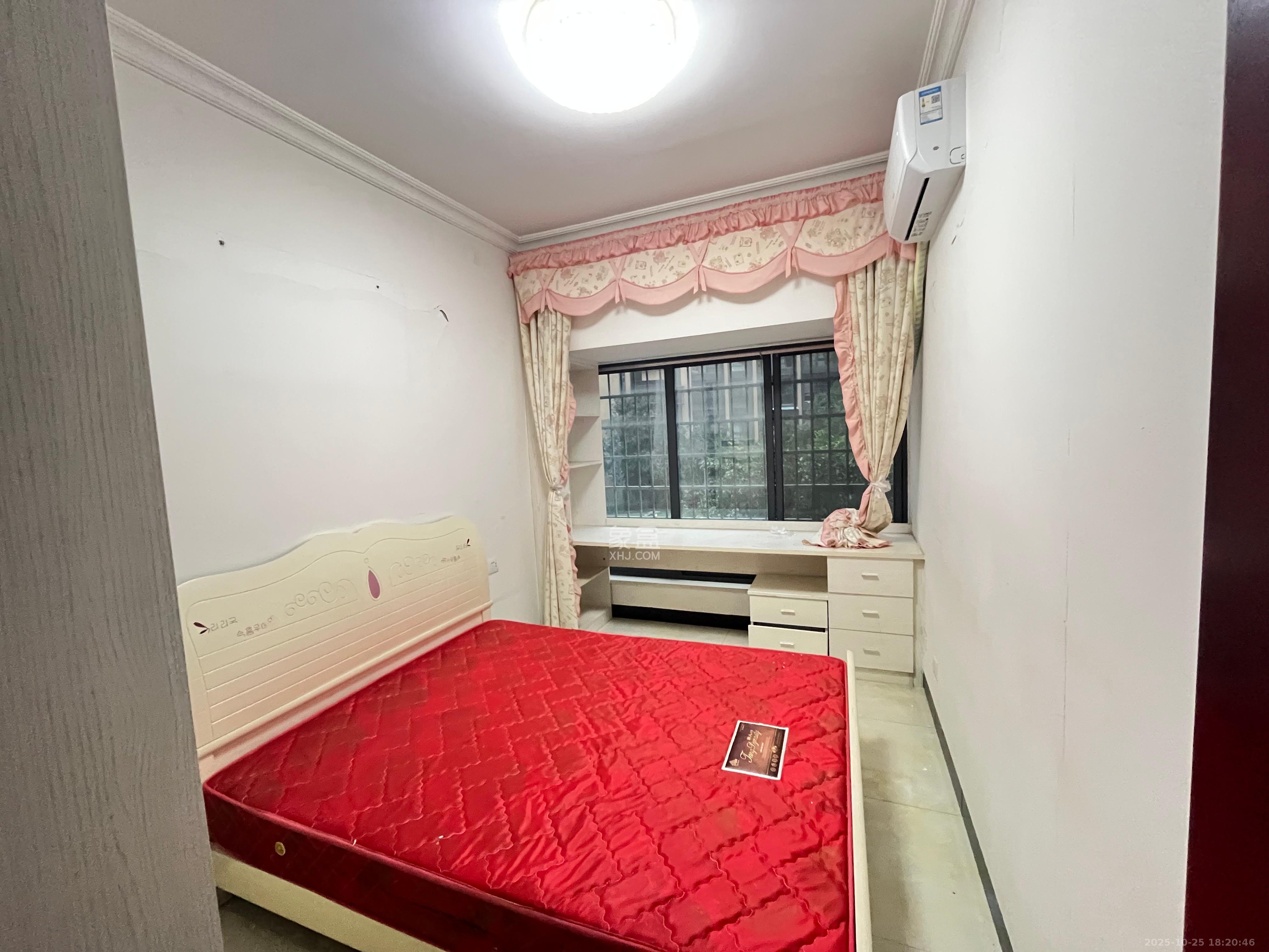 万科魅力之城  3室2厅1卫    1800.0元/月 万科魅力之城  3室2厅1卫    1800.0元/月室内图