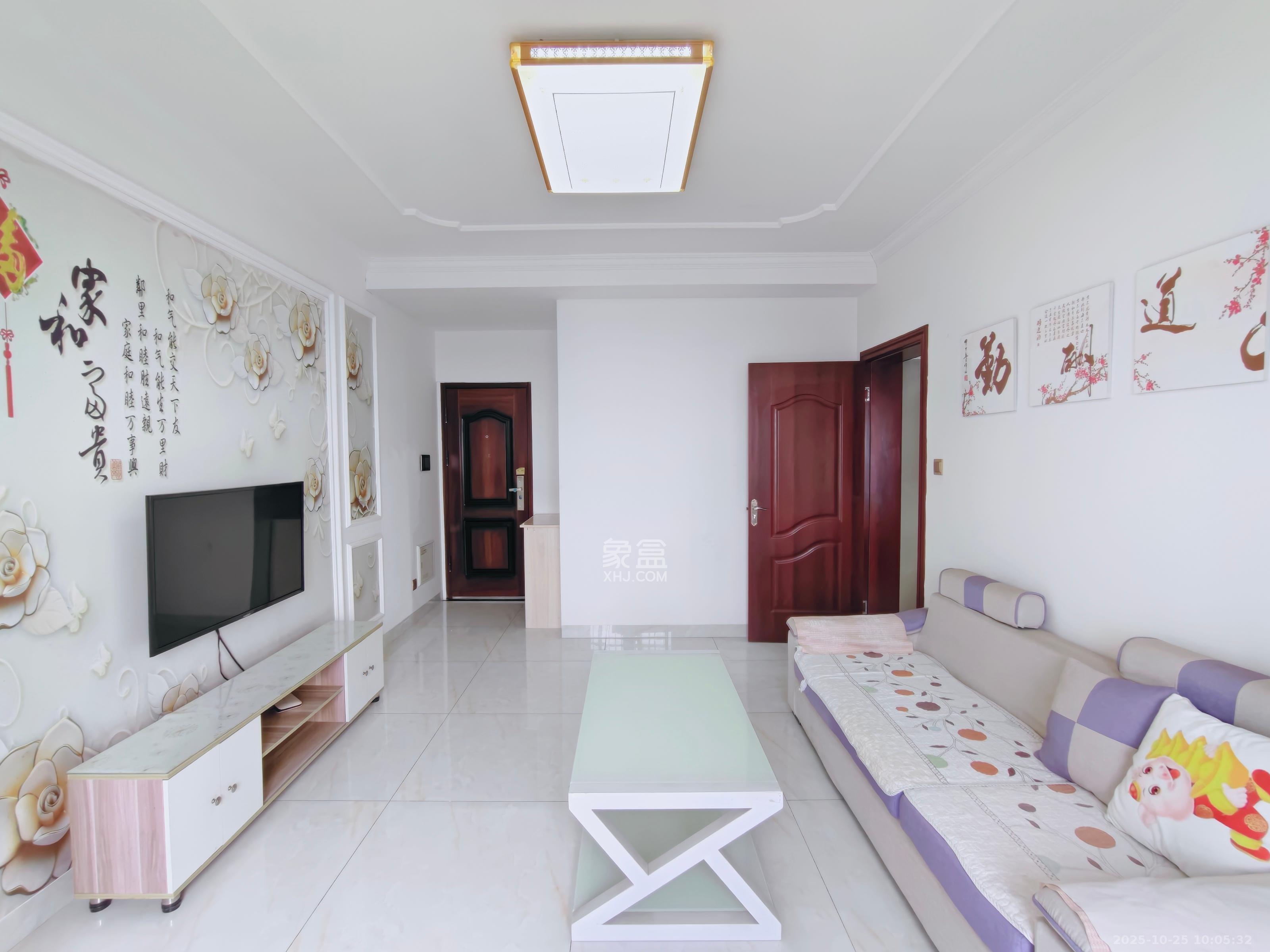 辉宏橄榄城  1室1厅1卫    1200.0元/月 辉宏橄榄城  1室1厅1卫    1200.0元/月室内图