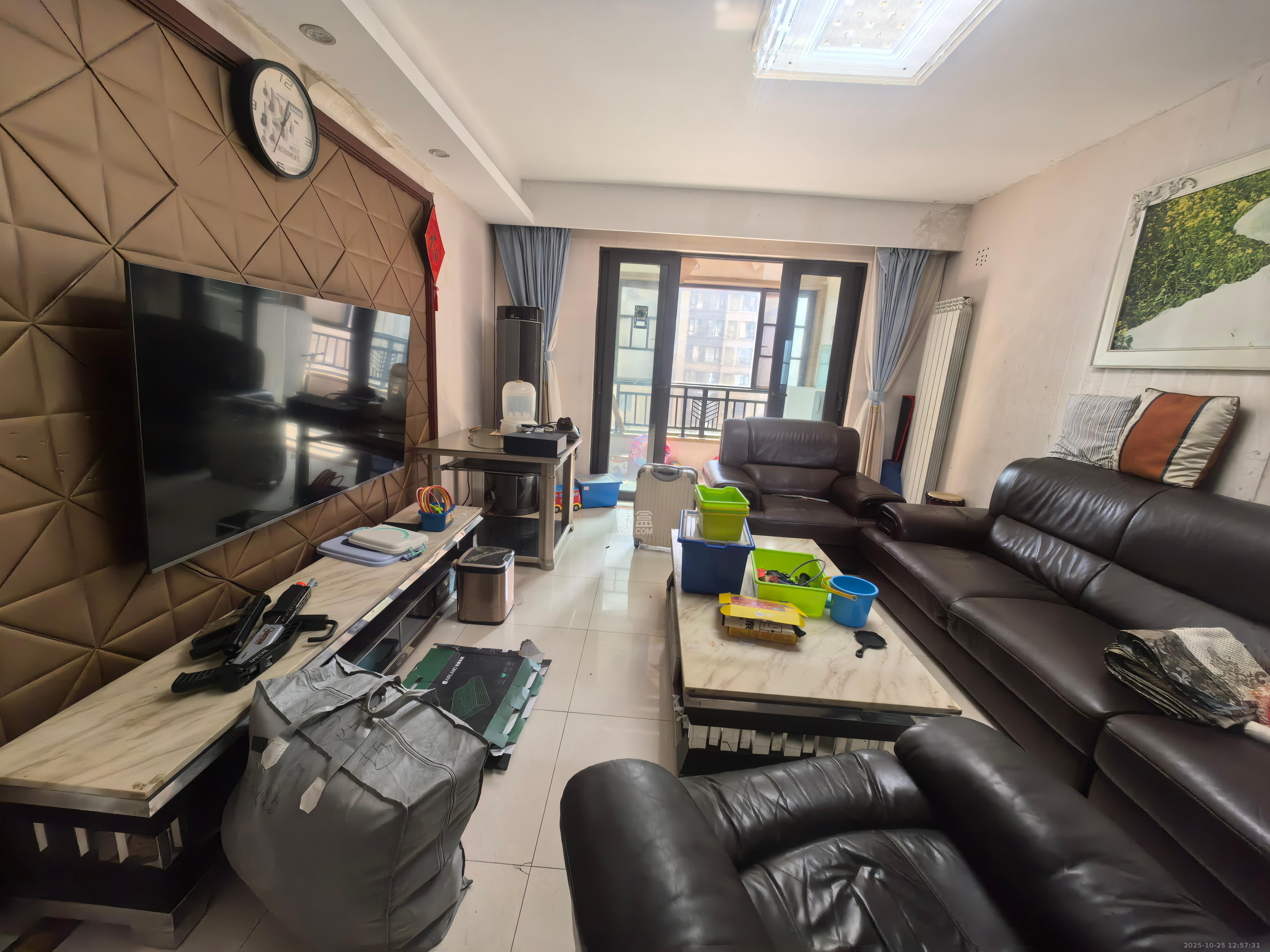 中海国际二期  4室2厅2卫    3000.0元/月 中海国际二期  4室2厅2卫    3000.0元/月