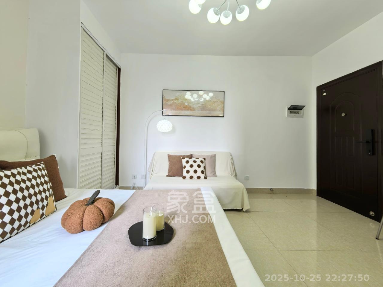 四方小区综合楼（四方嘉丽）  1室1厅1卫    1300.0元/月室内图