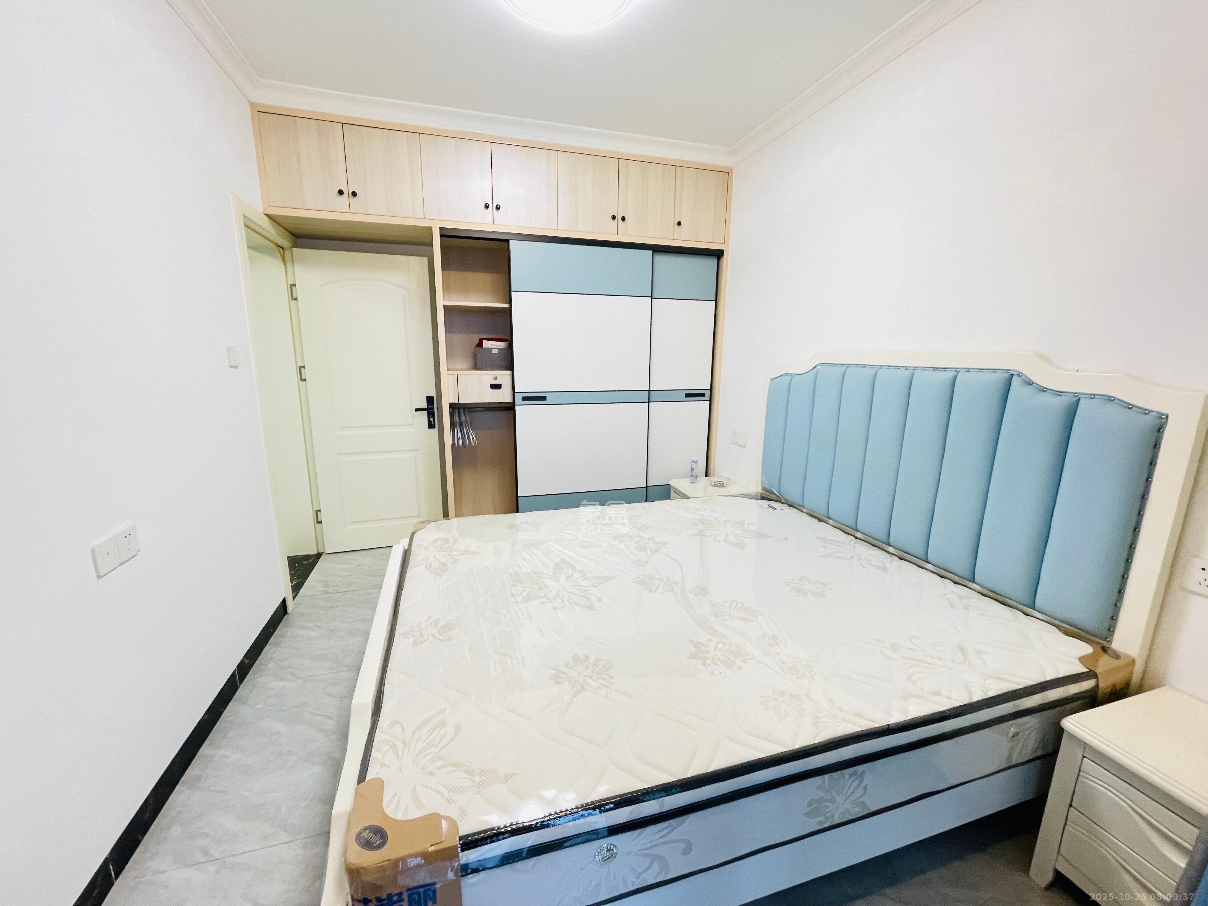 吉泰园安置小区  2室2厅1卫    2600.0元/月室内图