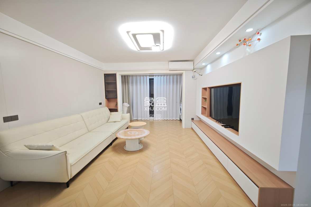 旭日嘉苑 2室2厅1卫 2700.0元/月 旭日嘉苑 2室2厅1卫 2700.0元/月室内图