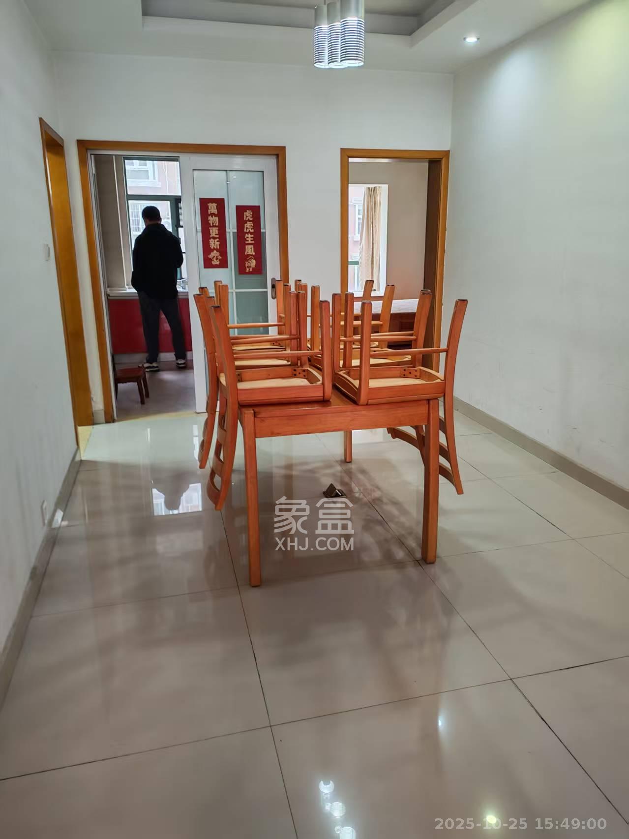 梦泽园  3室2厅2卫    3600.0元/月室内图