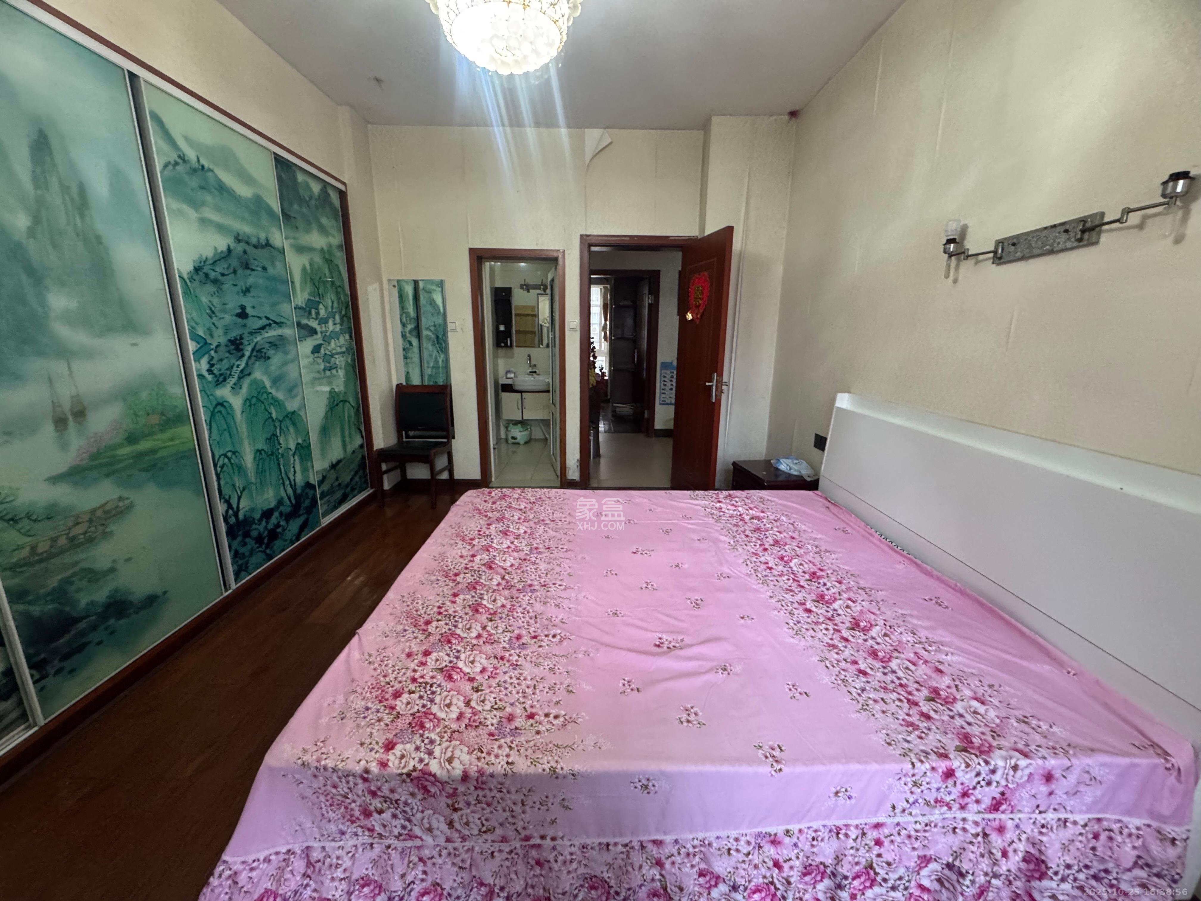 荣鑫家园 2室2厅2卫 1500.0元/月 荣鑫家园 2室2厅2卫 1500.0元/月室内图