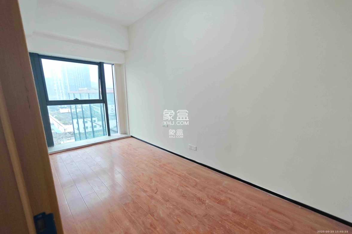 恒大珺悦府 3室1厅1卫 3200.0元/月 恒大珺悦府 3室1厅1卫 3200.0元/月室内图