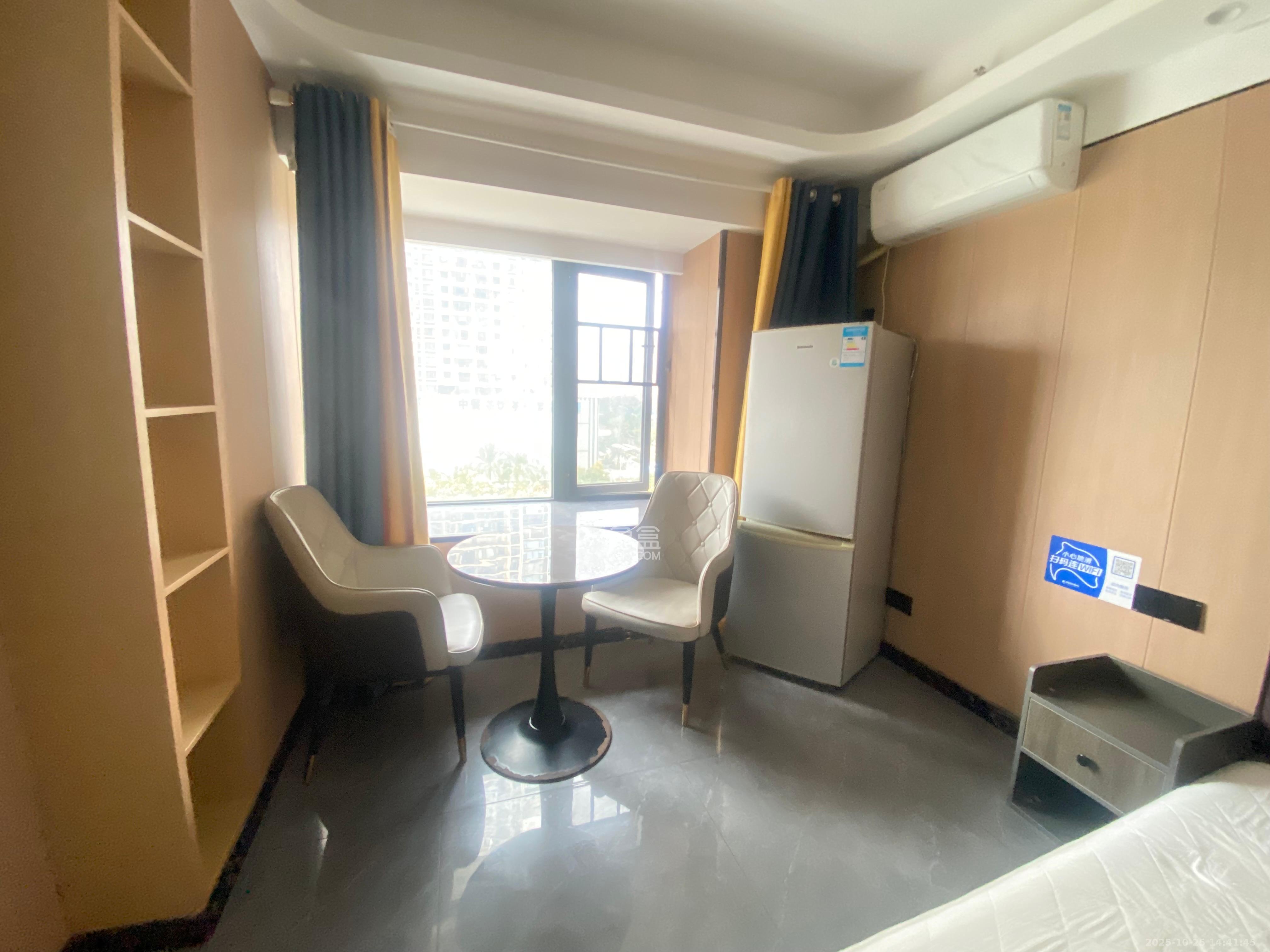 保利中环广场（保利中悦苑）  1室1厅1卫    1600.0元/月室内图